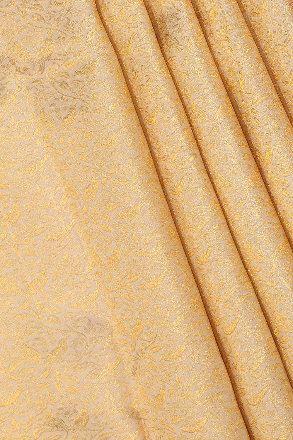 Kanchipattu An Ethereal Pearl Off-White Saree