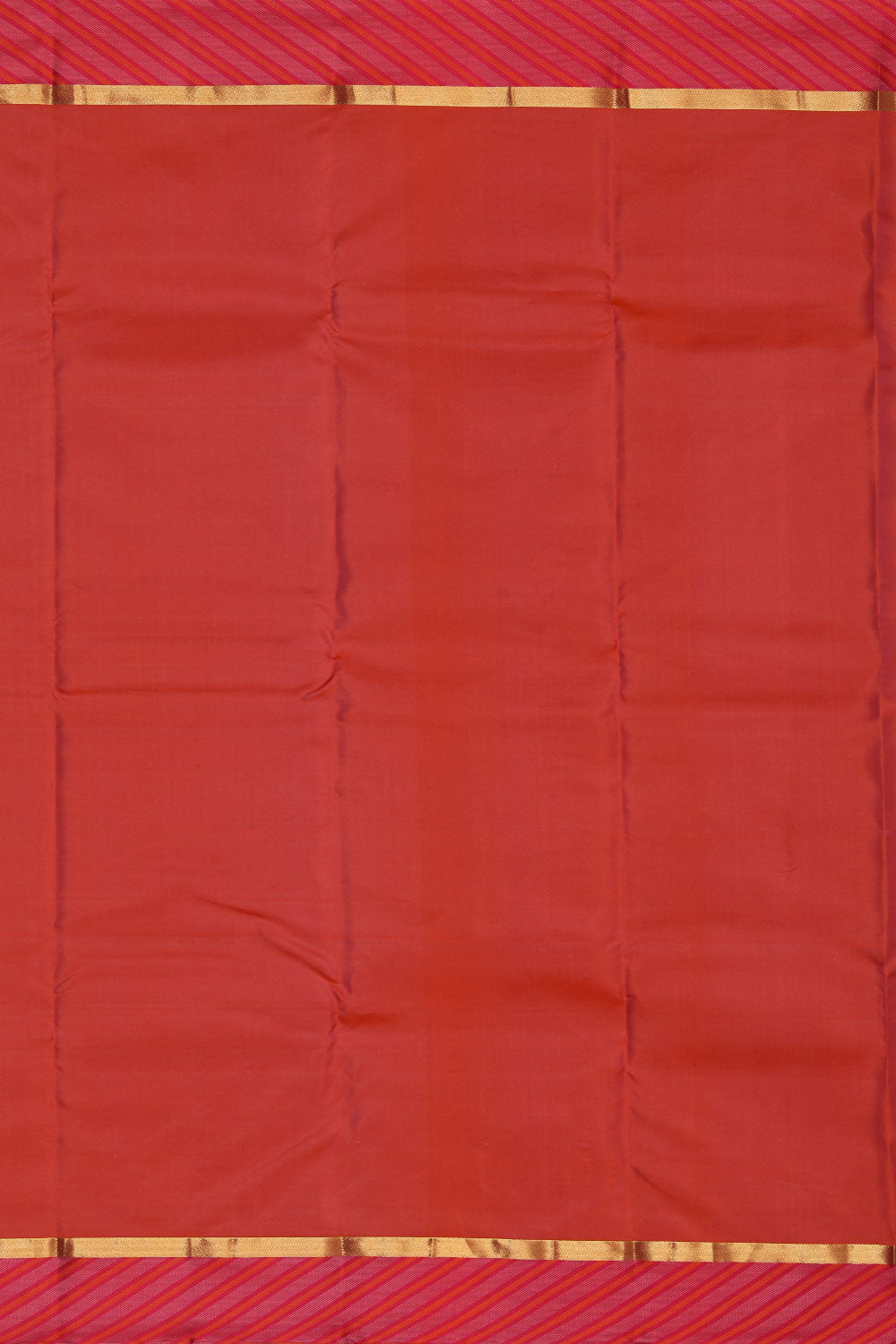 Image of Simple Yet Elegant Silk Purple Saree