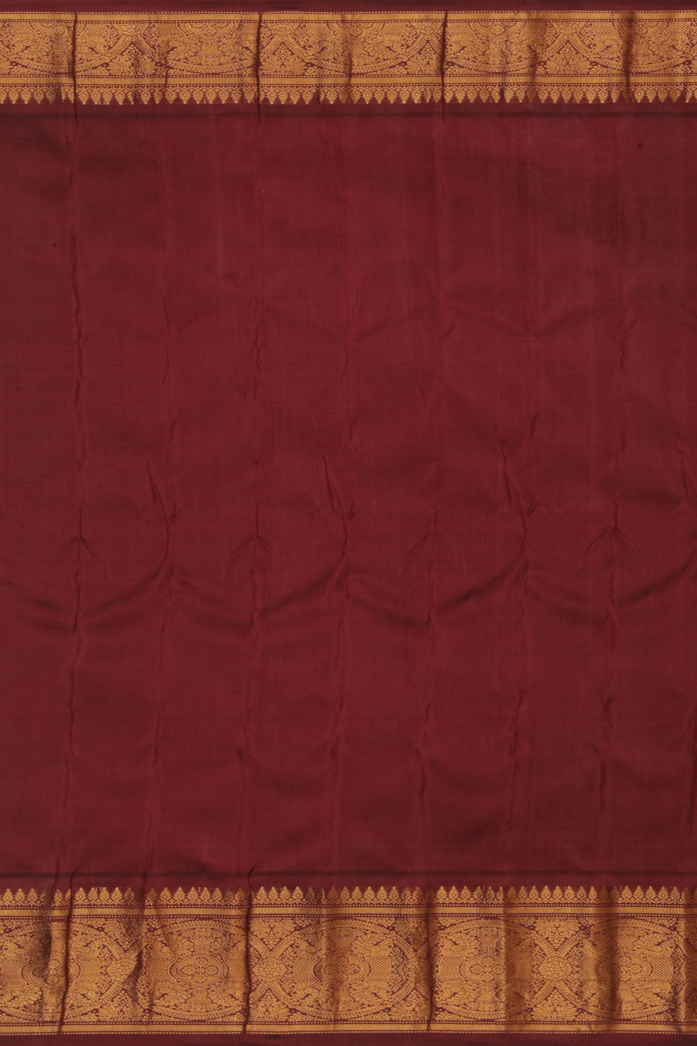 Image of Simple Yet Traditional Gadwal Silk Peach Saree