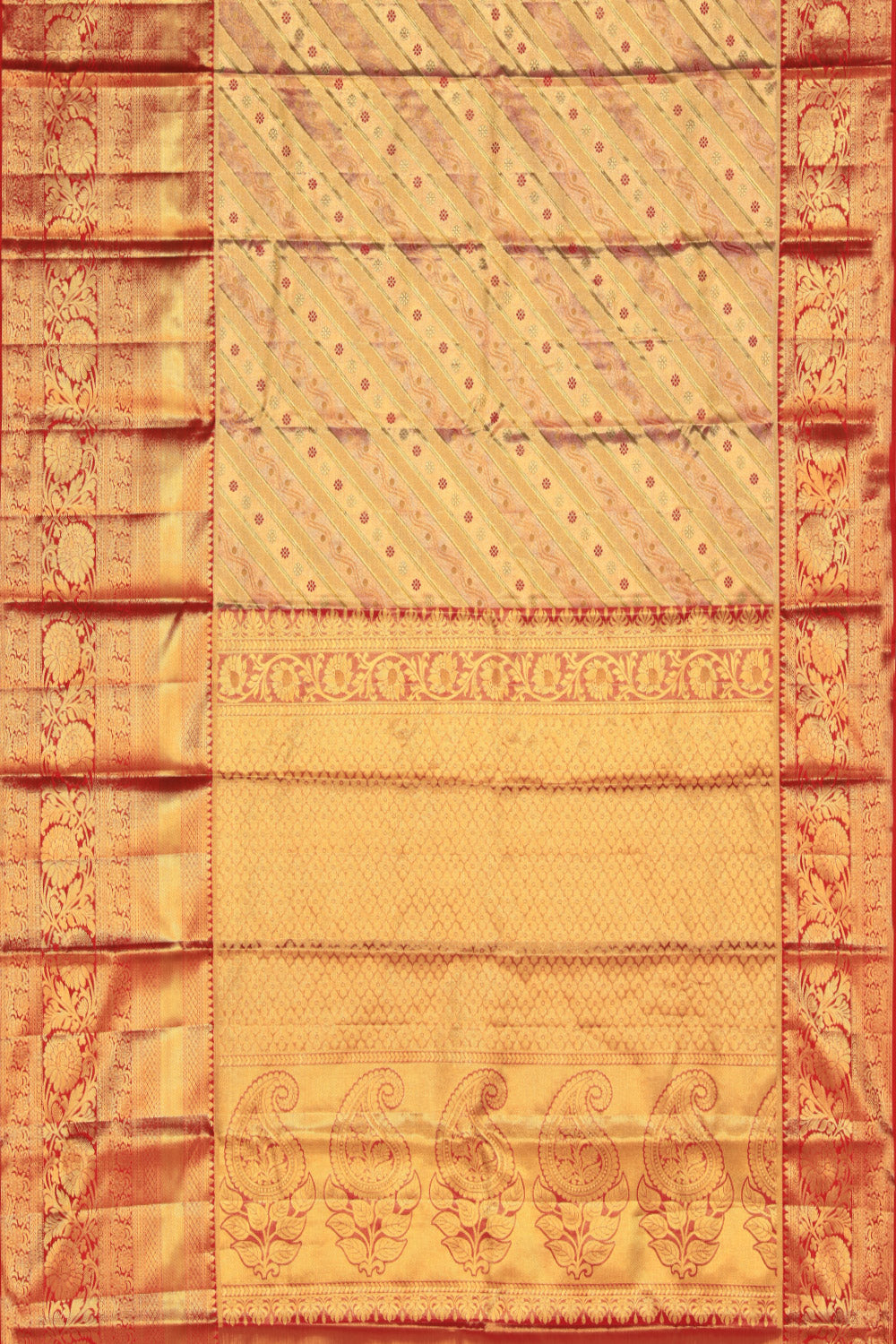 Kanchipattu Tissue Gold Saree