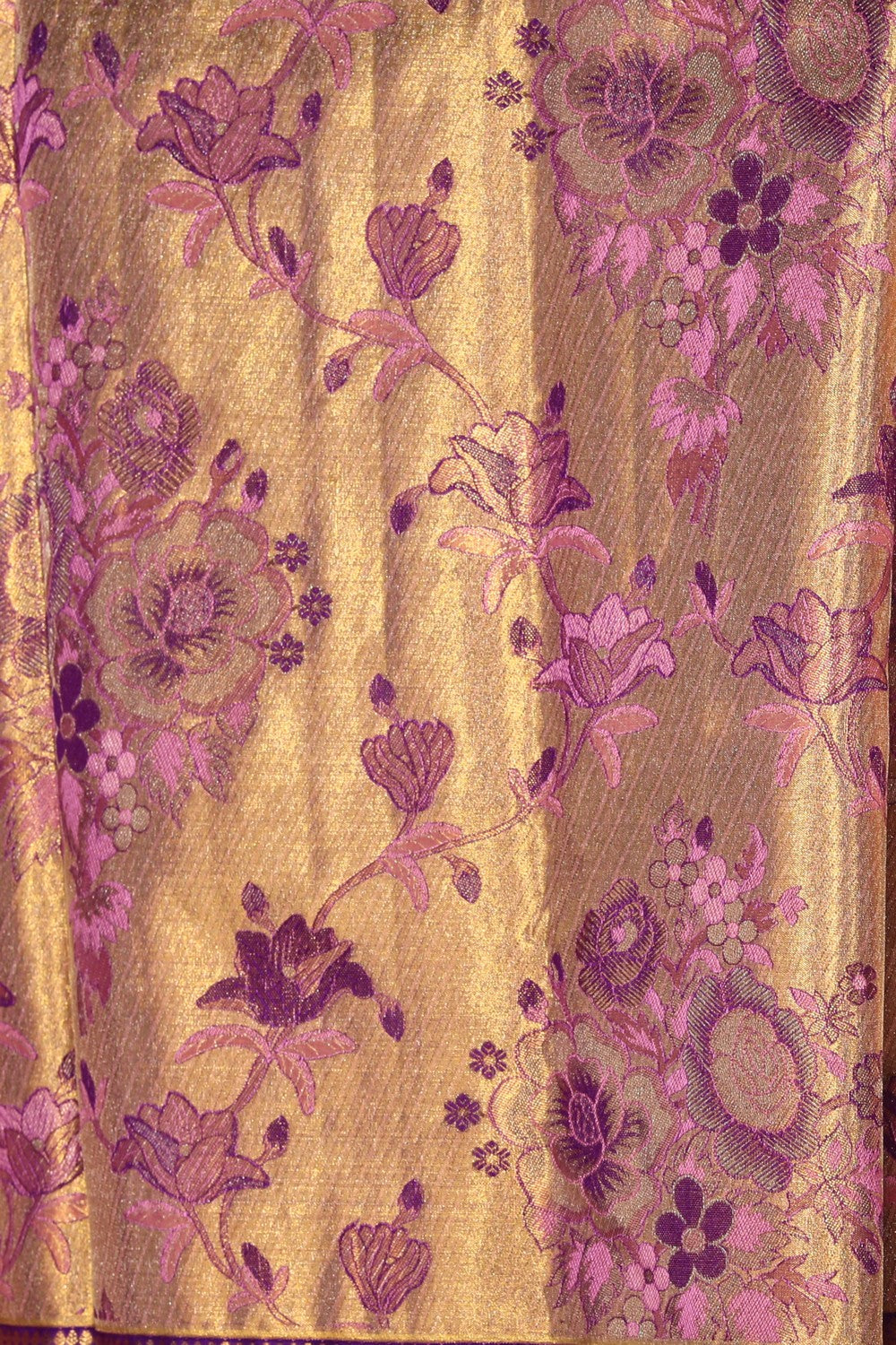 Kanchipattu Tissue Brocade Gold Saree