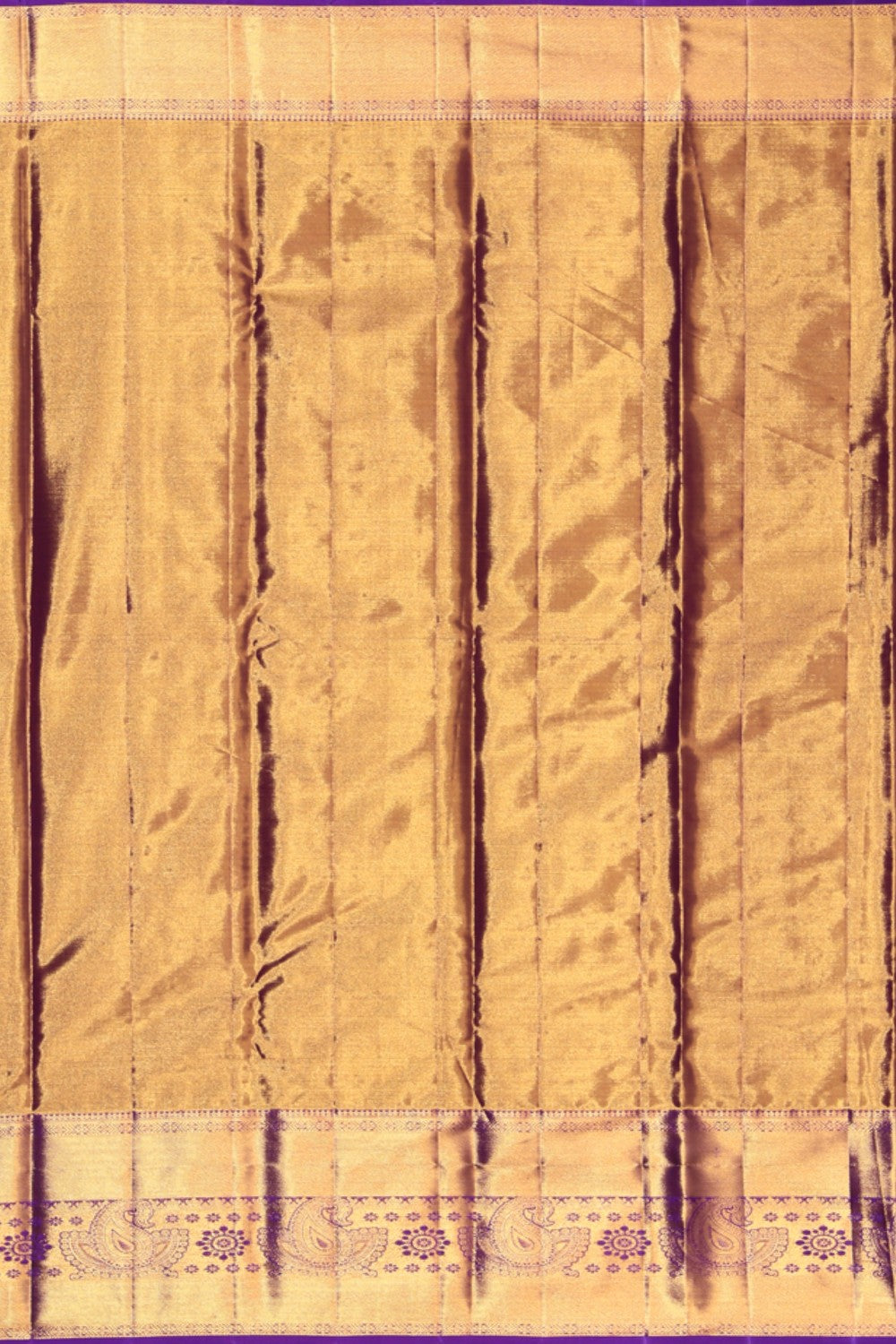 Kanchipattu Tissue Brocade Gold Saree