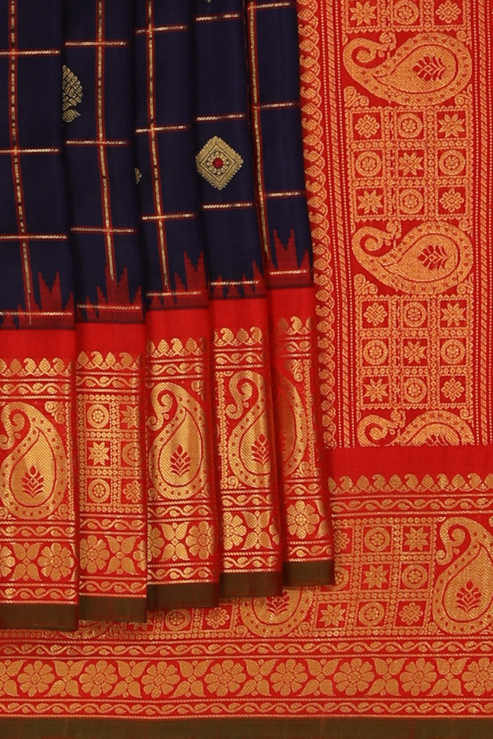 Image of Gadwal Silk Kattam Saree