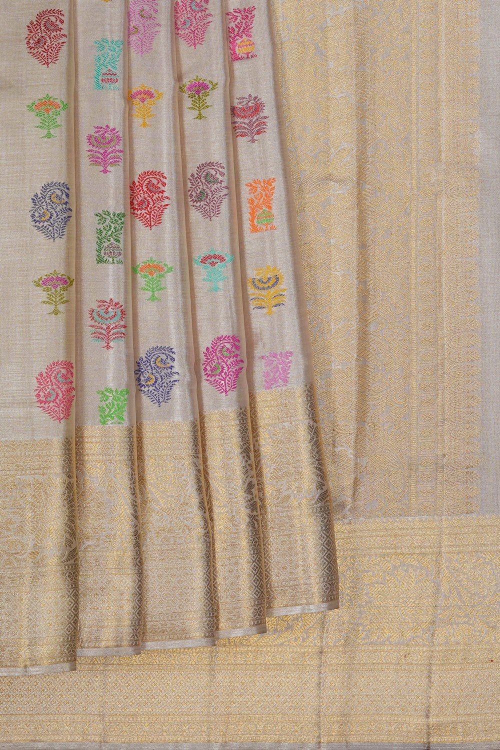 Image of A Classy Off-White Kanjivaram Silk Saree