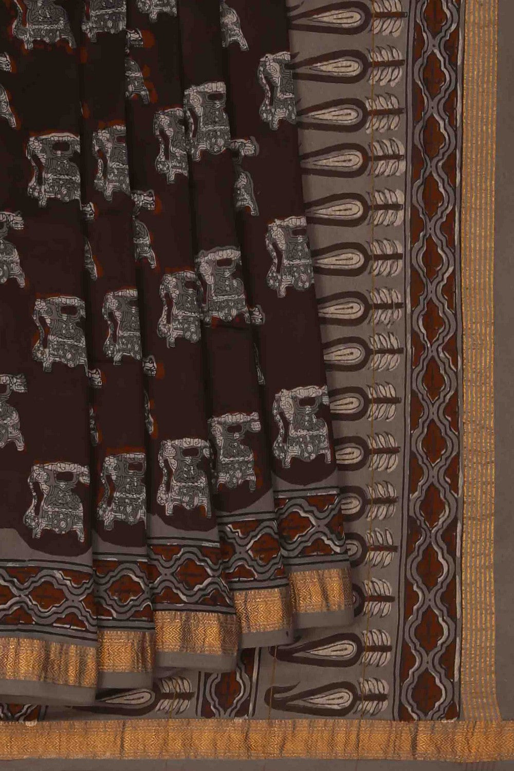 Image of Bagru block printed Maheshwari Saree