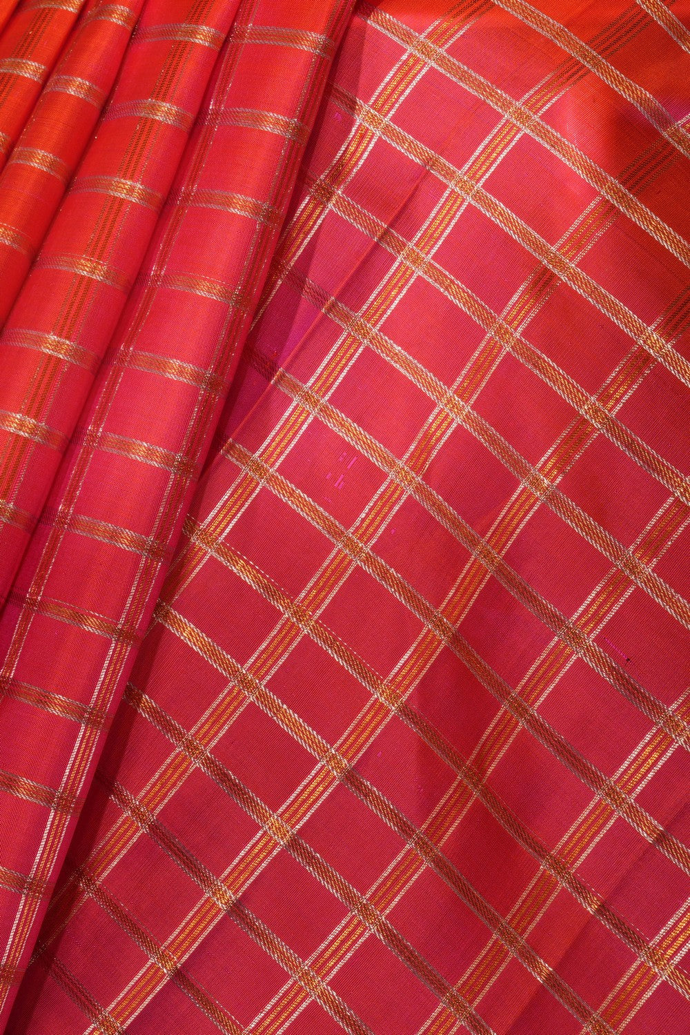 Kanchipattu Kattam Fuchsia-Pink Saree