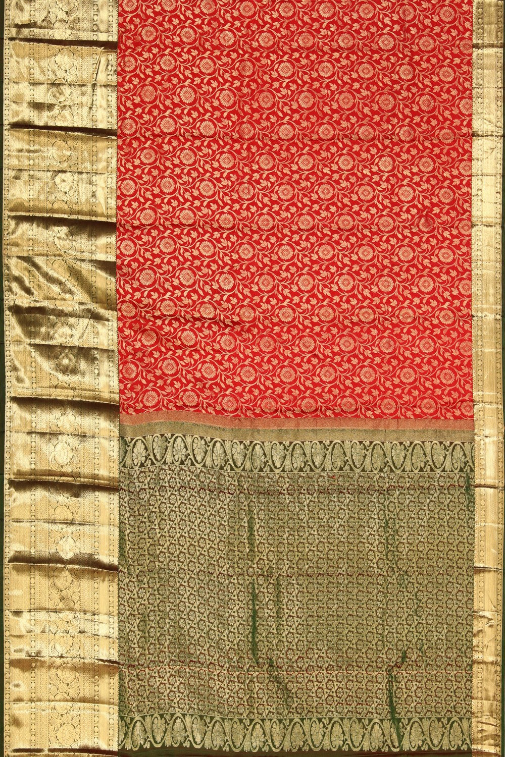 Kanchipattu Brocade Red Saree