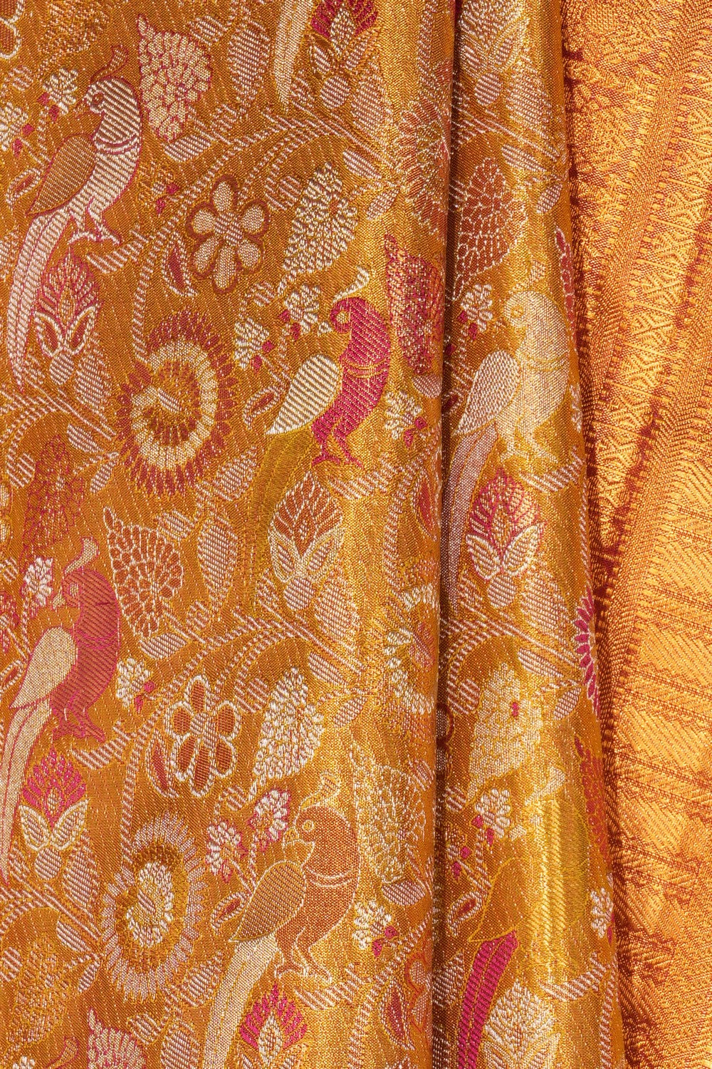 Kanchipattu Tissue Brocade Gold Saree