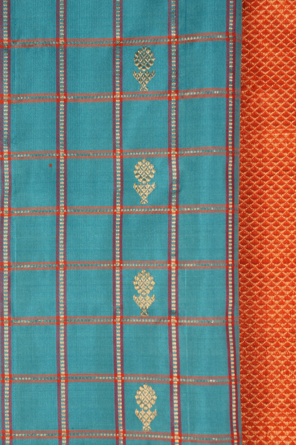 Gadwal Silk Blue Kattam Saree