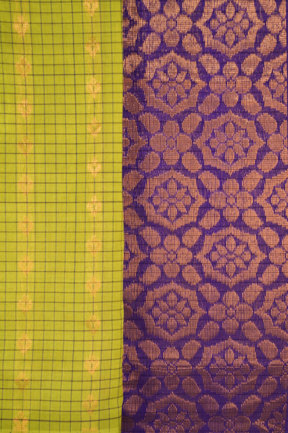 Image of Kuppadam Kattam Spring Green Saree