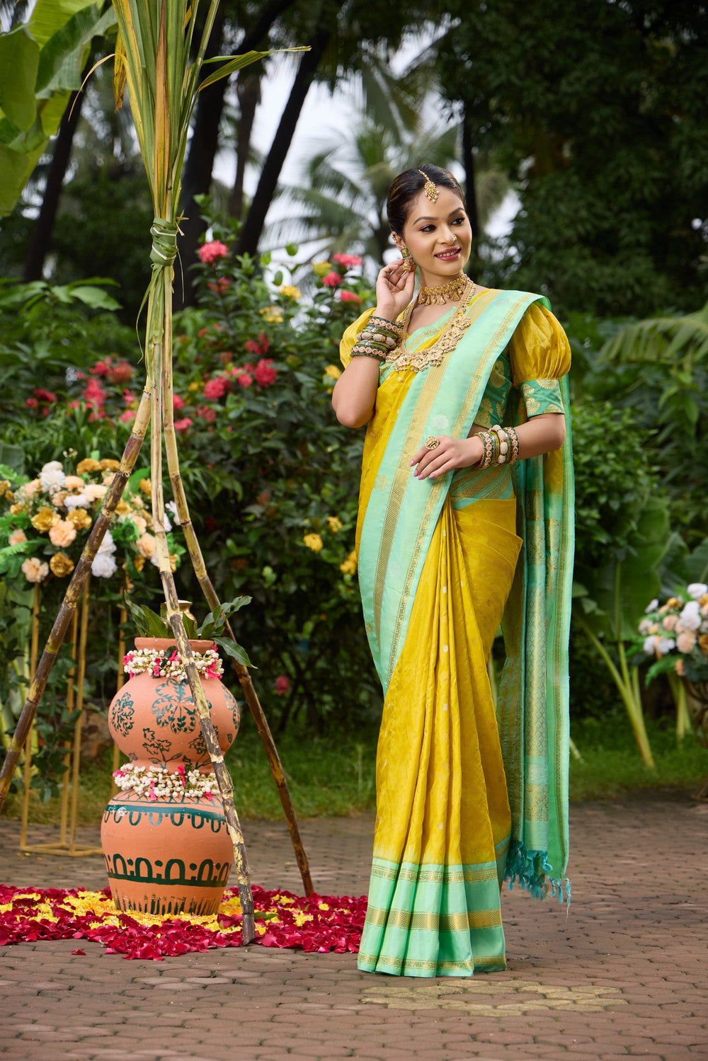 Image of Gadwal Silk Yellow Saree