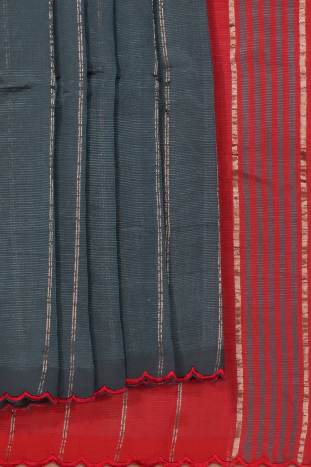 Mangalgiri Silk Grey Saree