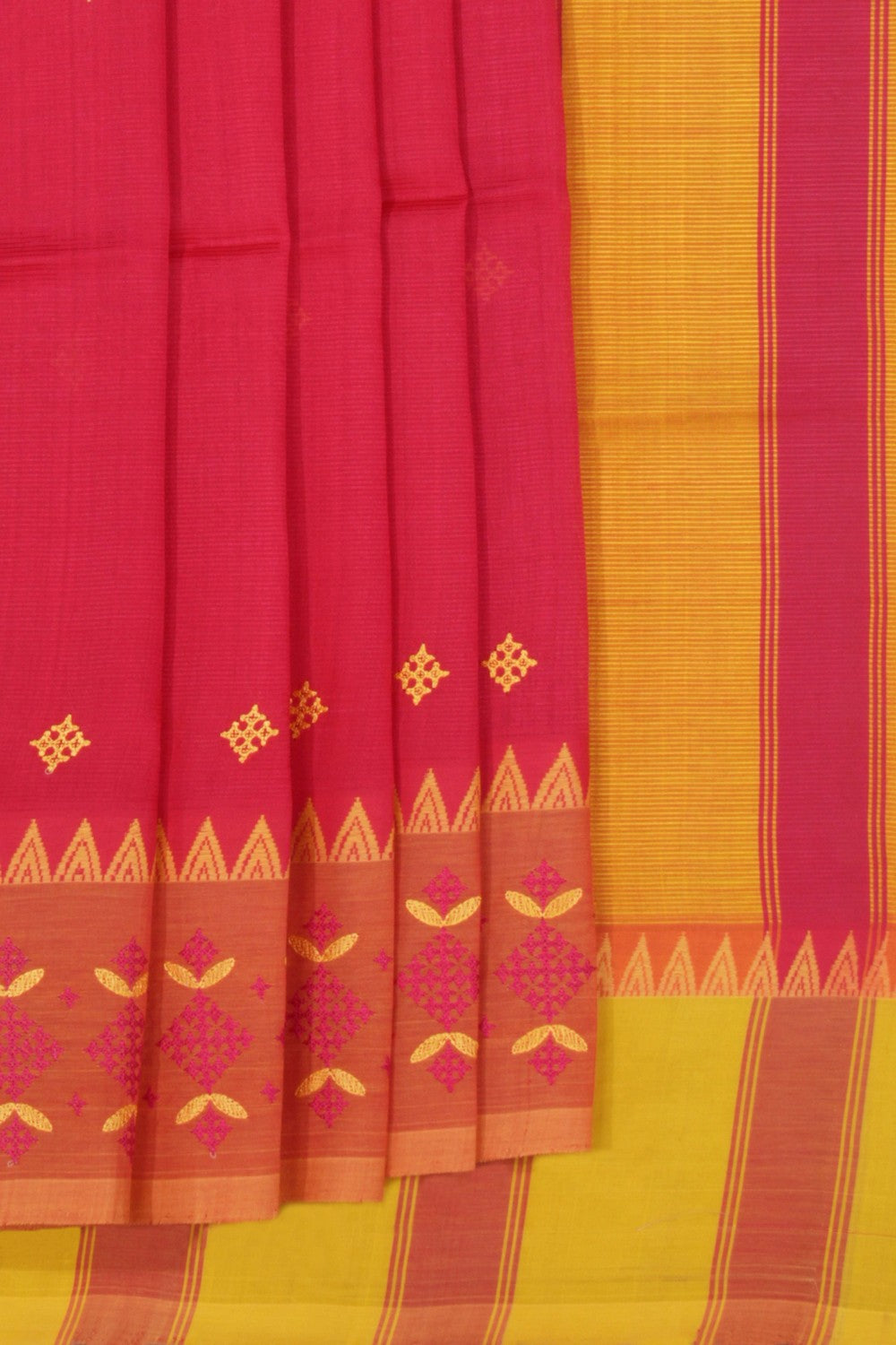 Kasuti Embroidery Mangalgiri Silk Saree