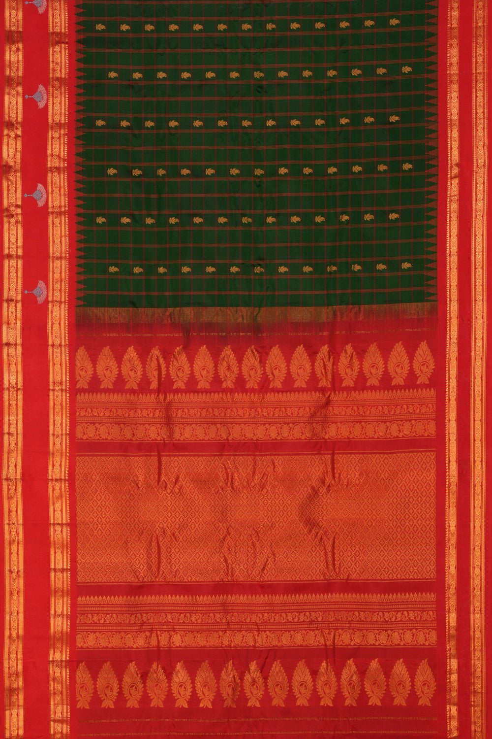 Gadwal Silk Kattam Green Saree