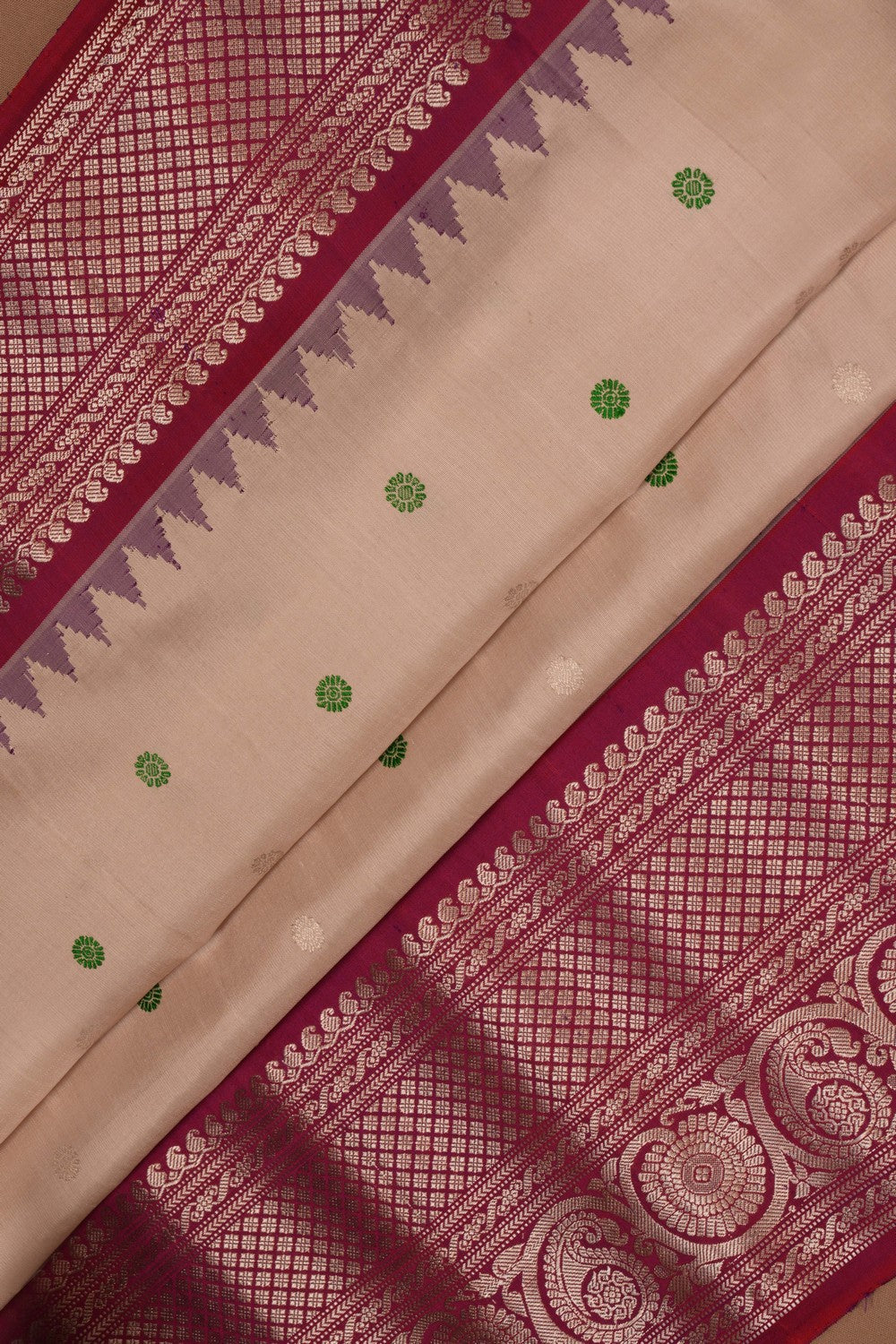 Gadwal Silk Beige Saree