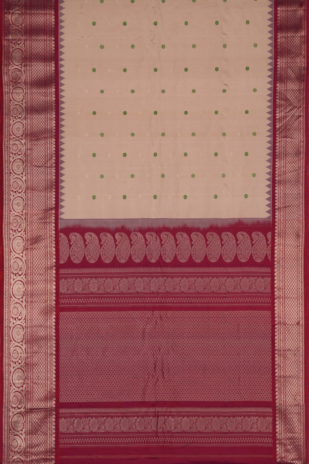 Gadwal Silk Beige Saree