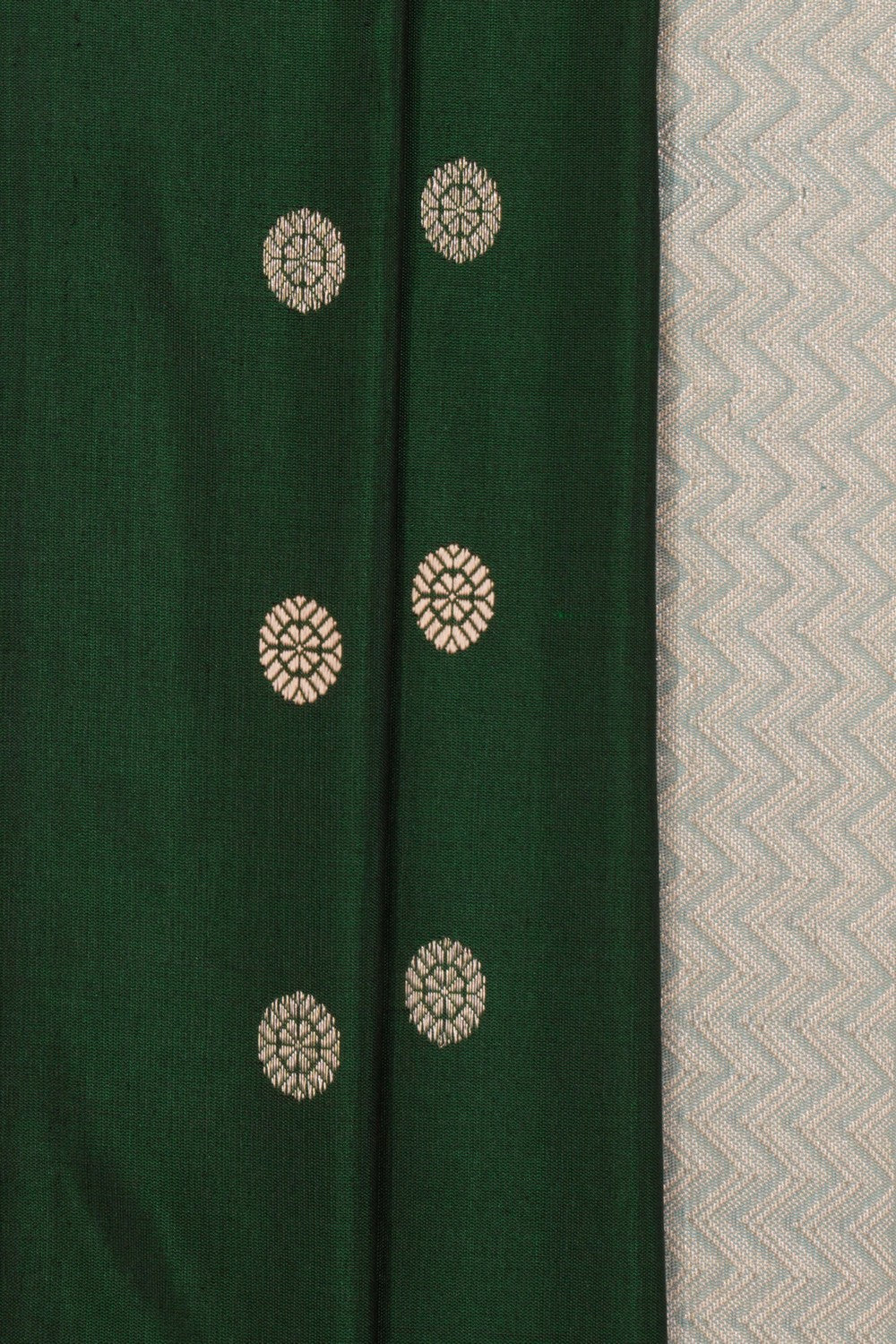 Gadwal Silk Gorgeous Leaf Green Saree