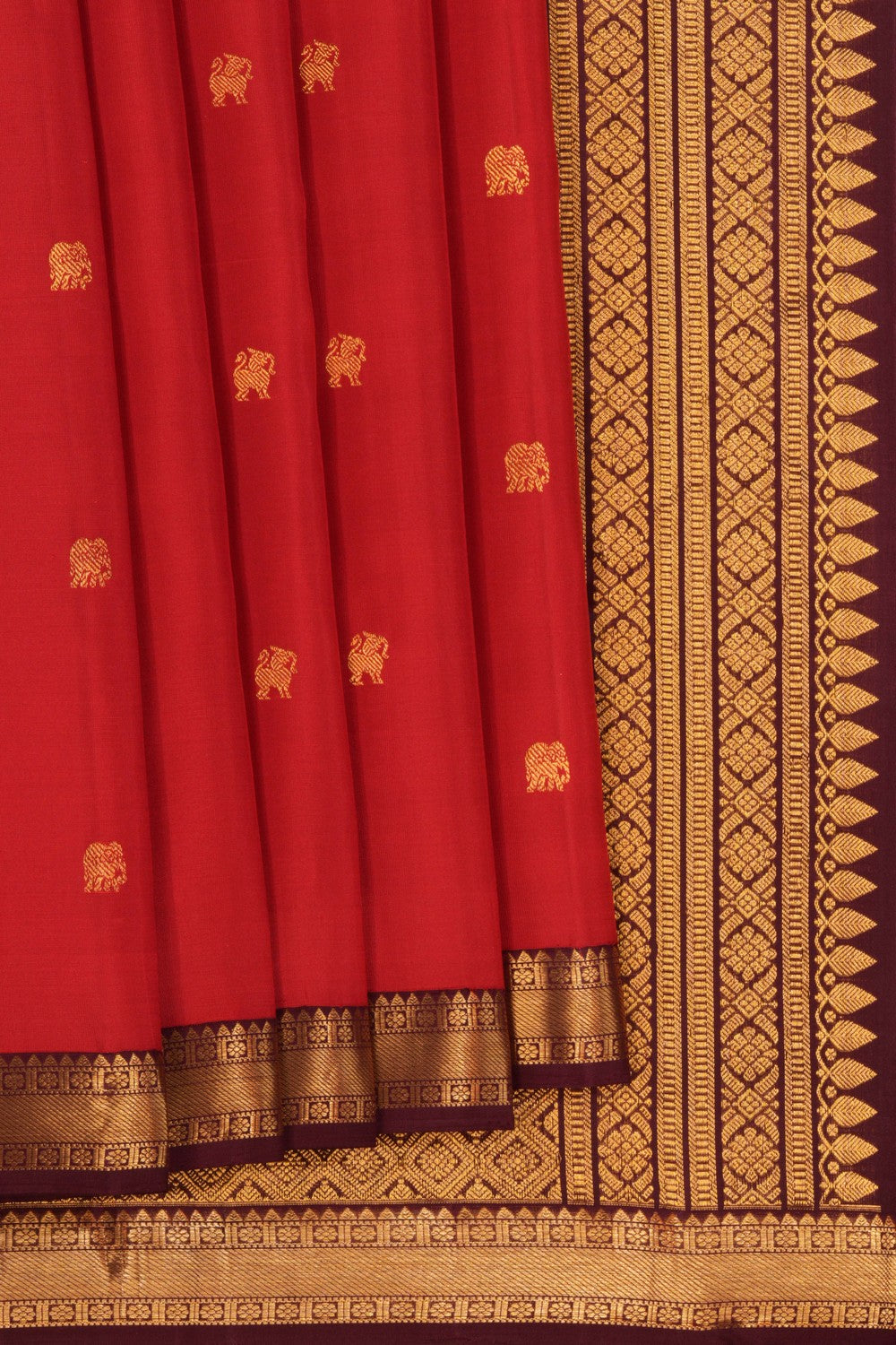 Kanchipattu Red Saree