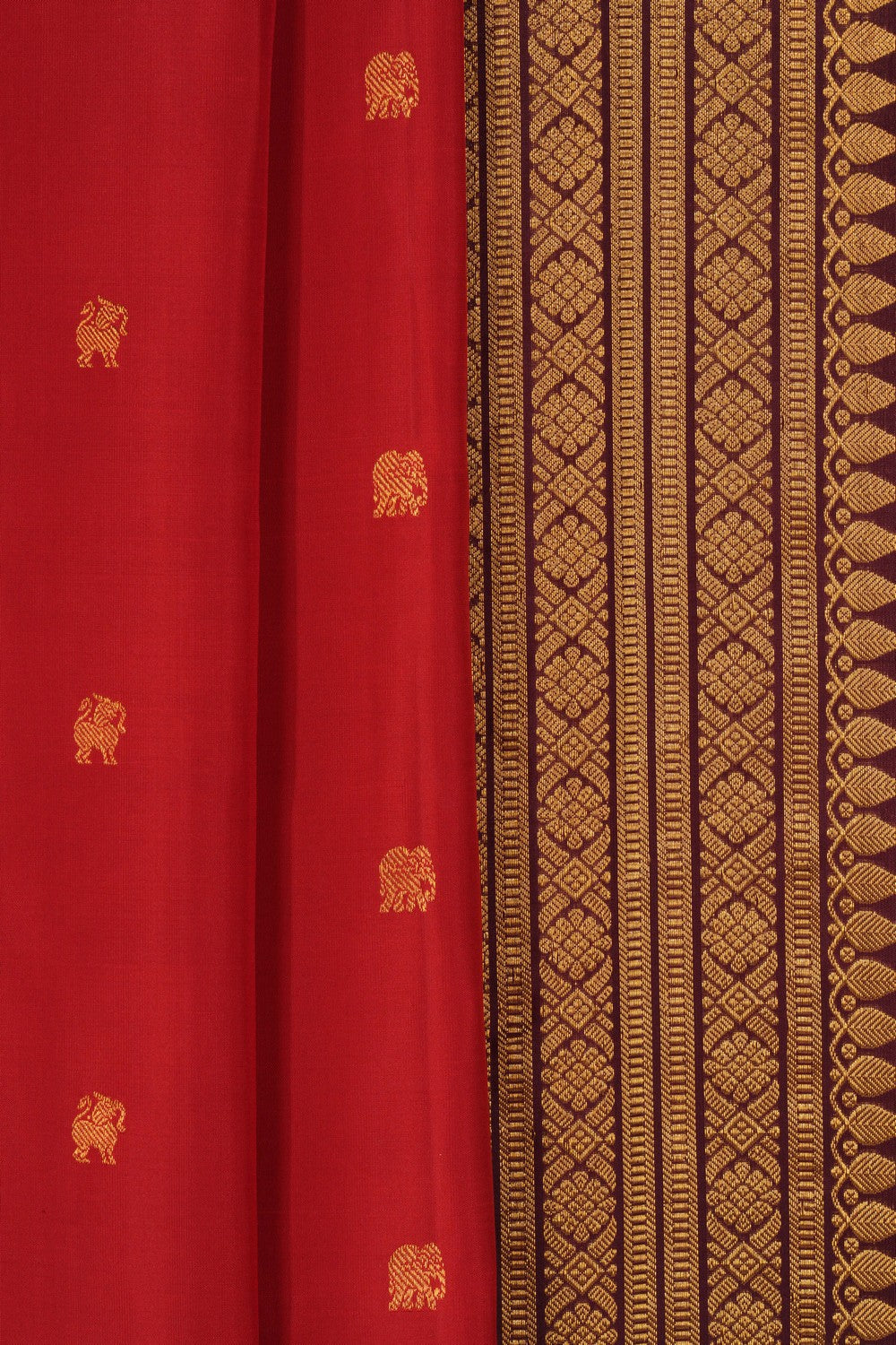 Kanchipattu Red Saree