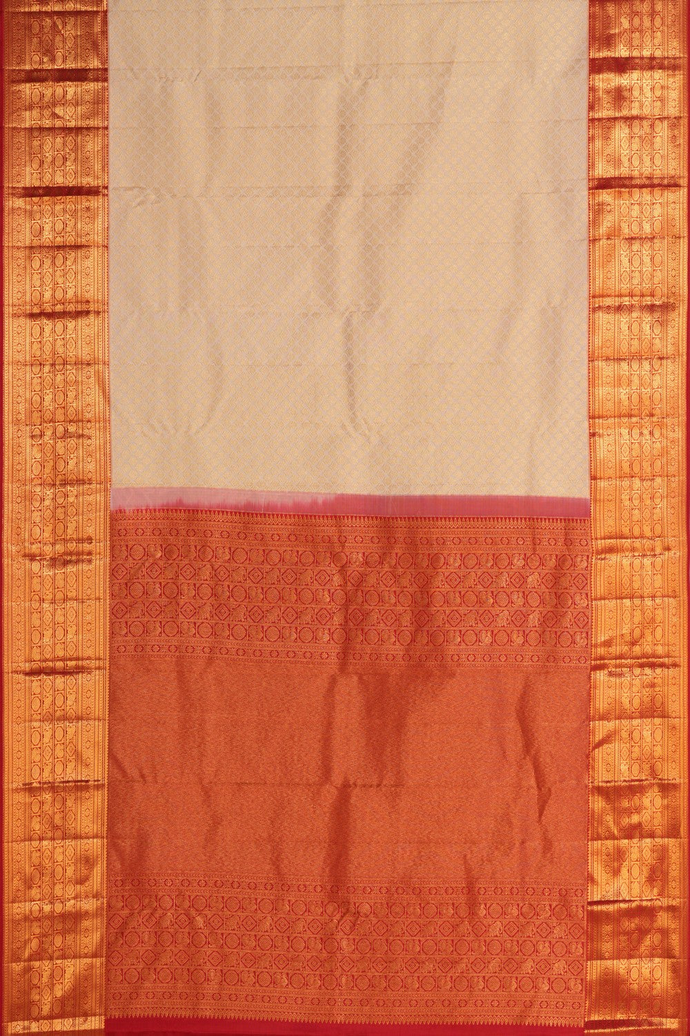 Kanchipattu An Ethereal Pearl Off-White Saree