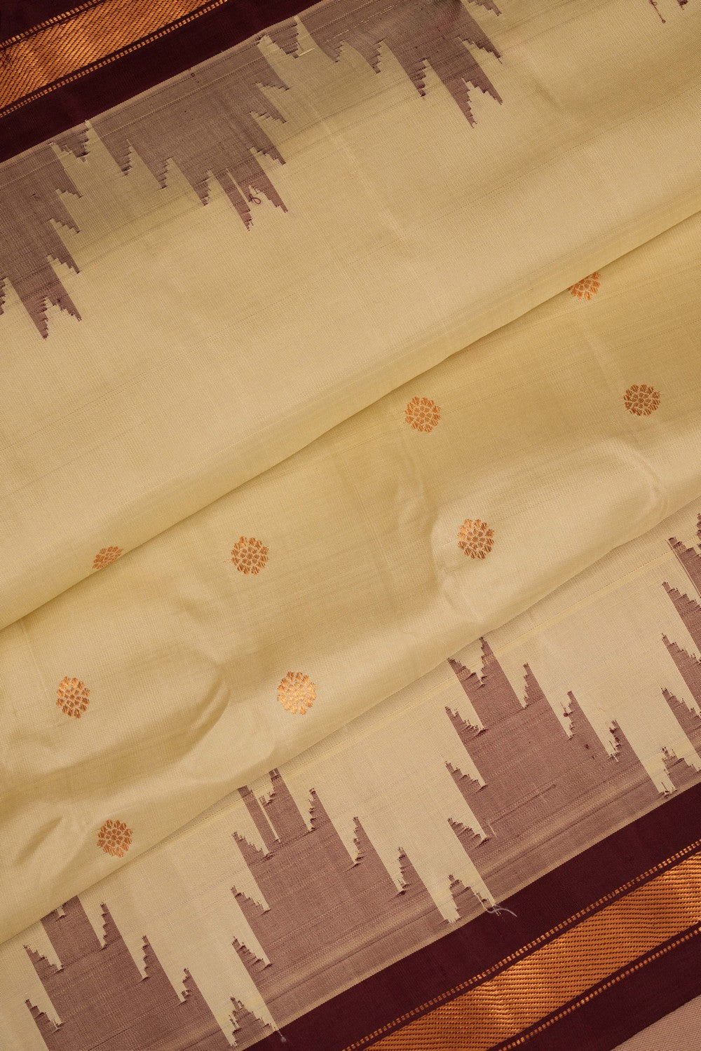 Gadwal Silk Cream Saree