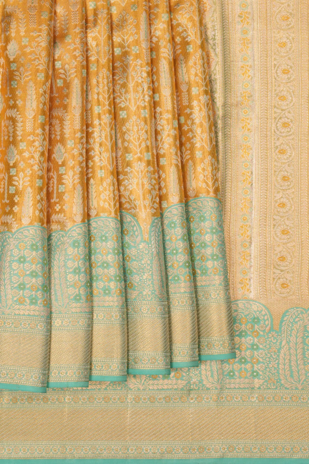 Kanchipattu Gold Tissue Brocade Saree