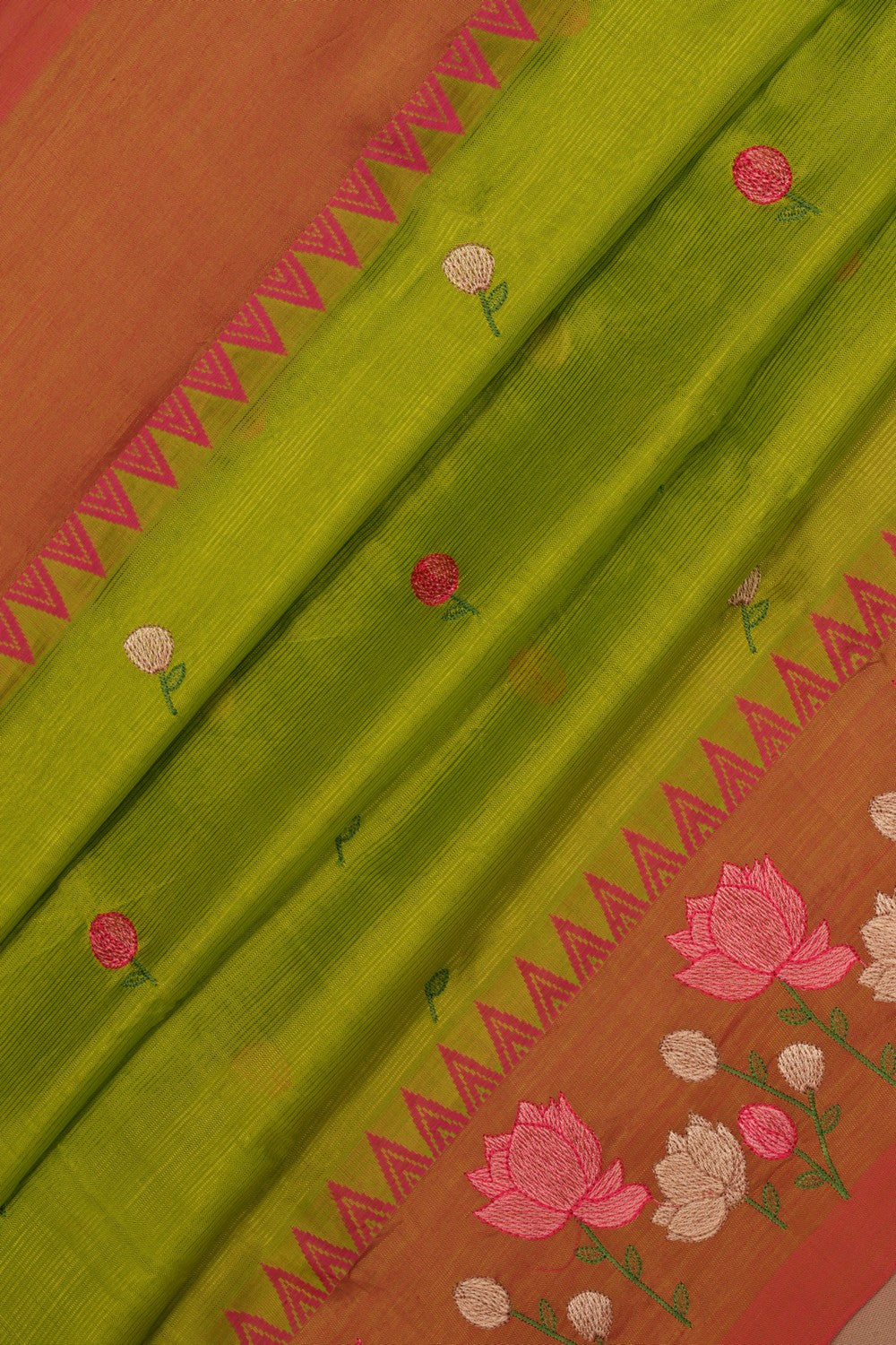 Mangalgiri embroidery saree