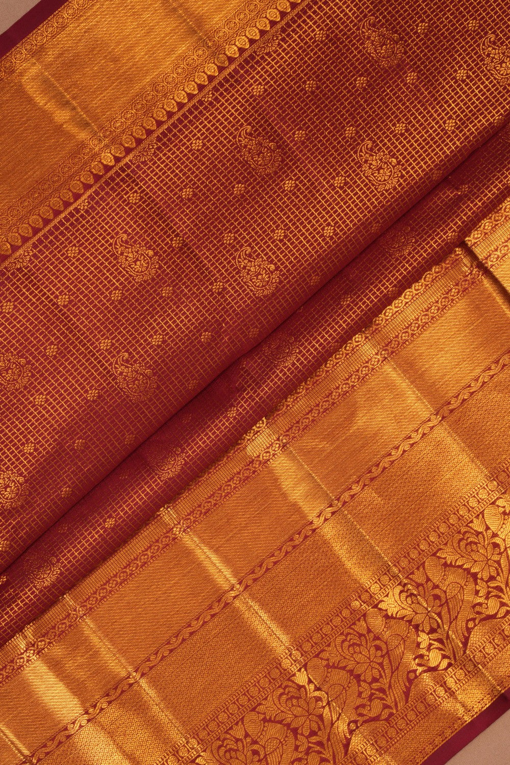 Kanchipattu Kattam Maroon Saree