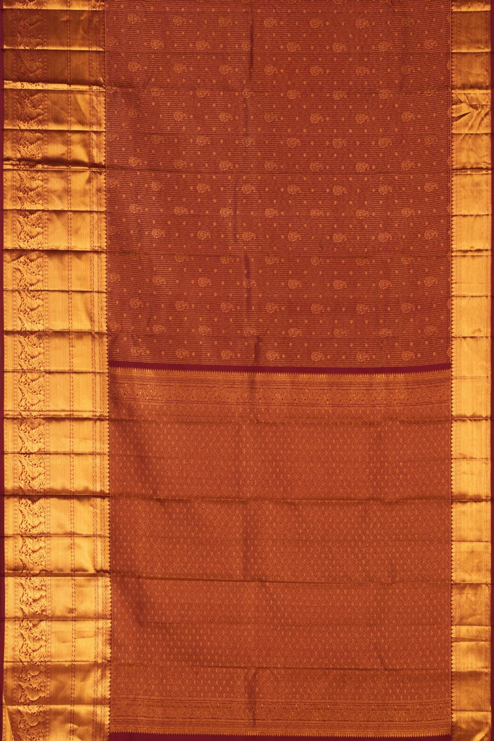 Kanchipattu Kattam Maroon Saree