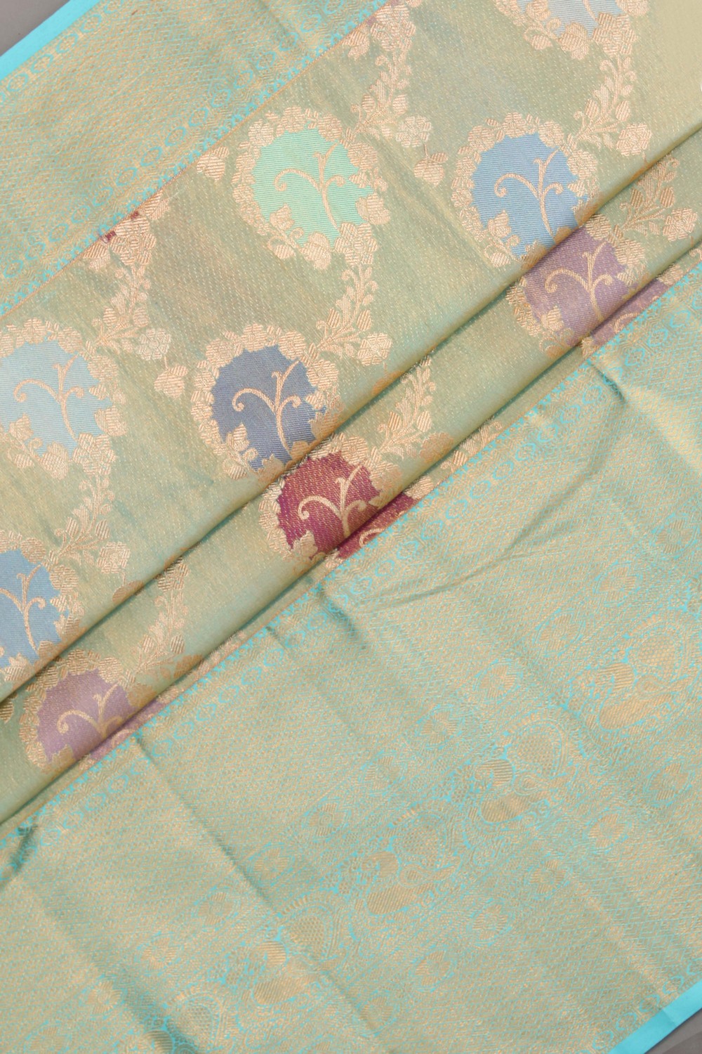 Kanchipattu Rangkat Brocade Saree