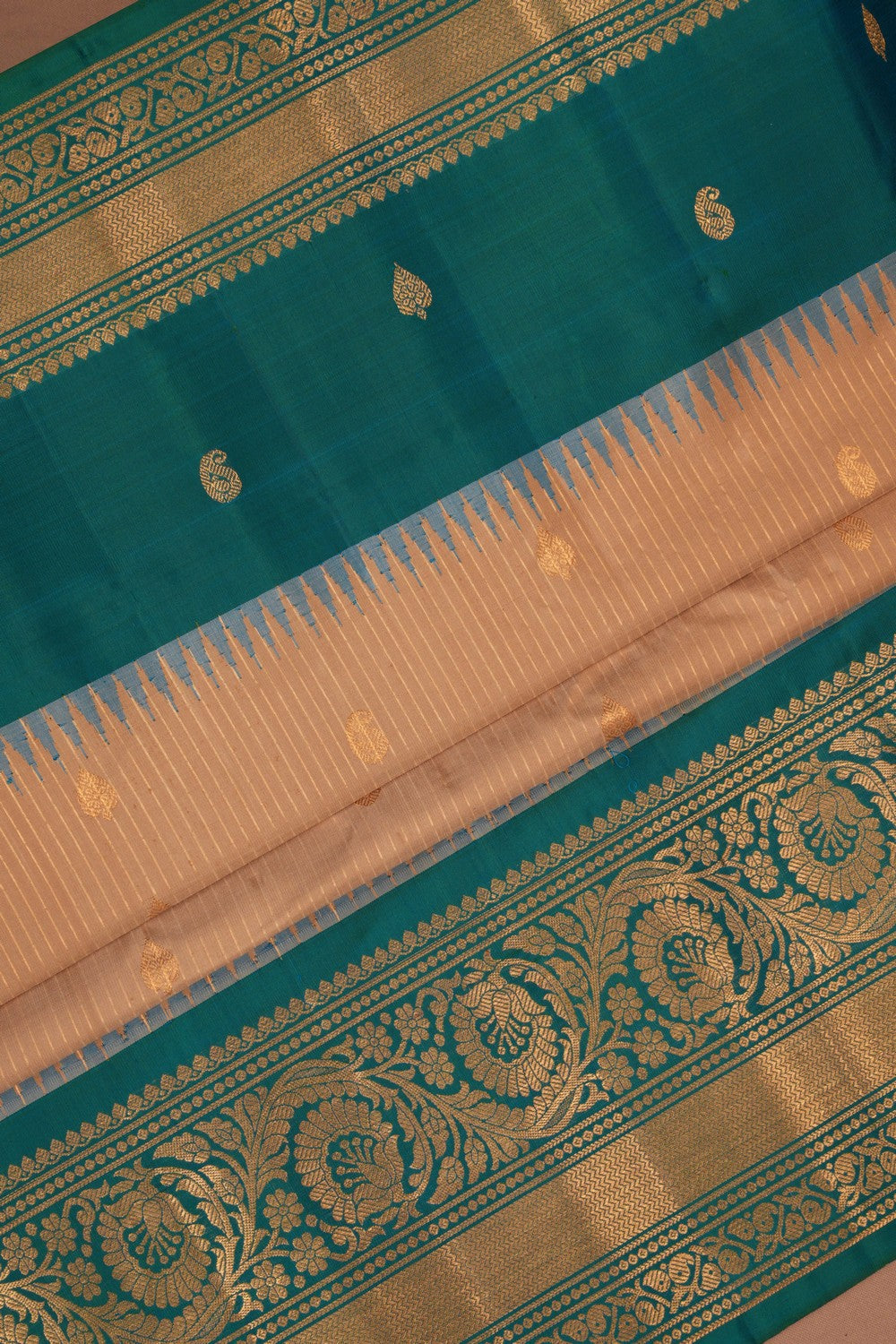 Gadwal Silk Beige Saree