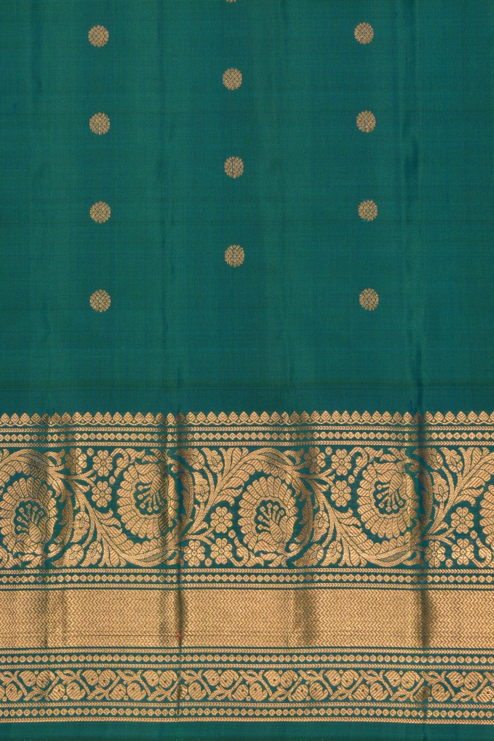 Gadwal Silk Beige Saree