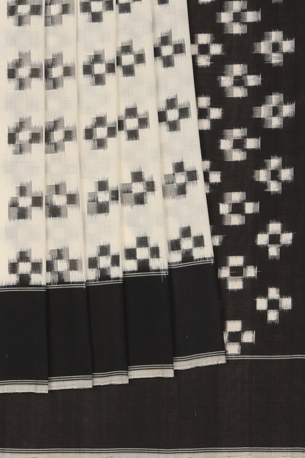 Image of Pochampally Ikat Cotton Off-White Saree