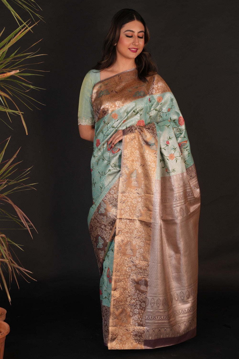 Image of A Beautiful Tissue Brocade Embroidery Saree