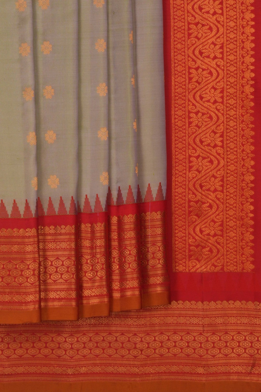 Gadwal Silk Green Saree