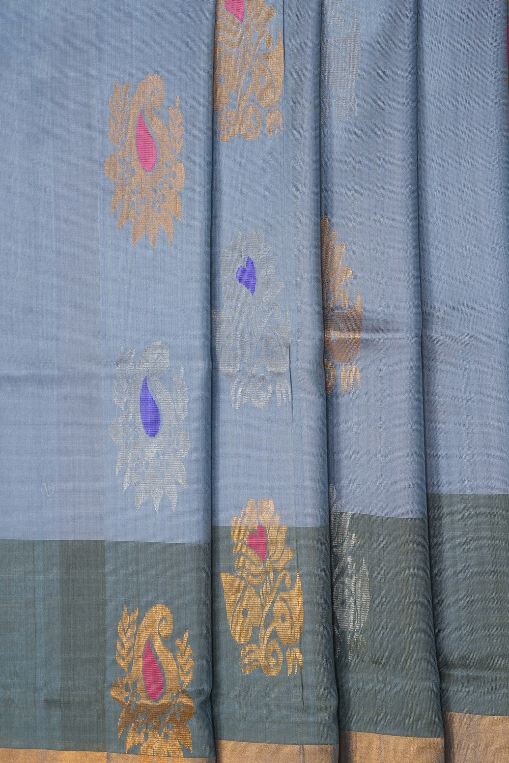 Image of Grey Uppada Silk Saree