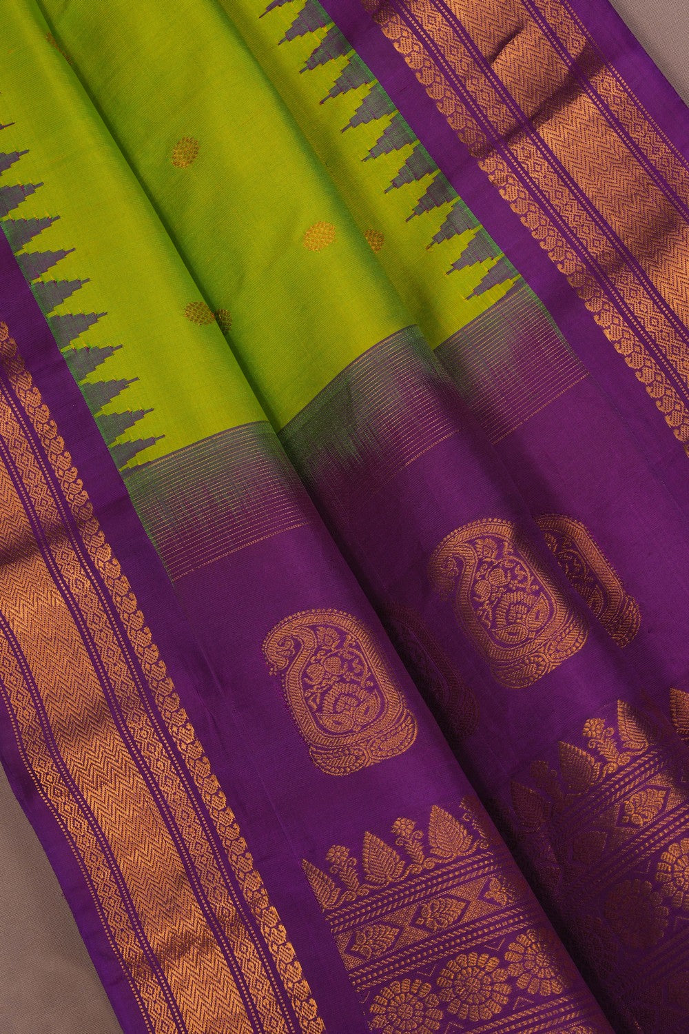 Image of Gadwal Silk Green Saree