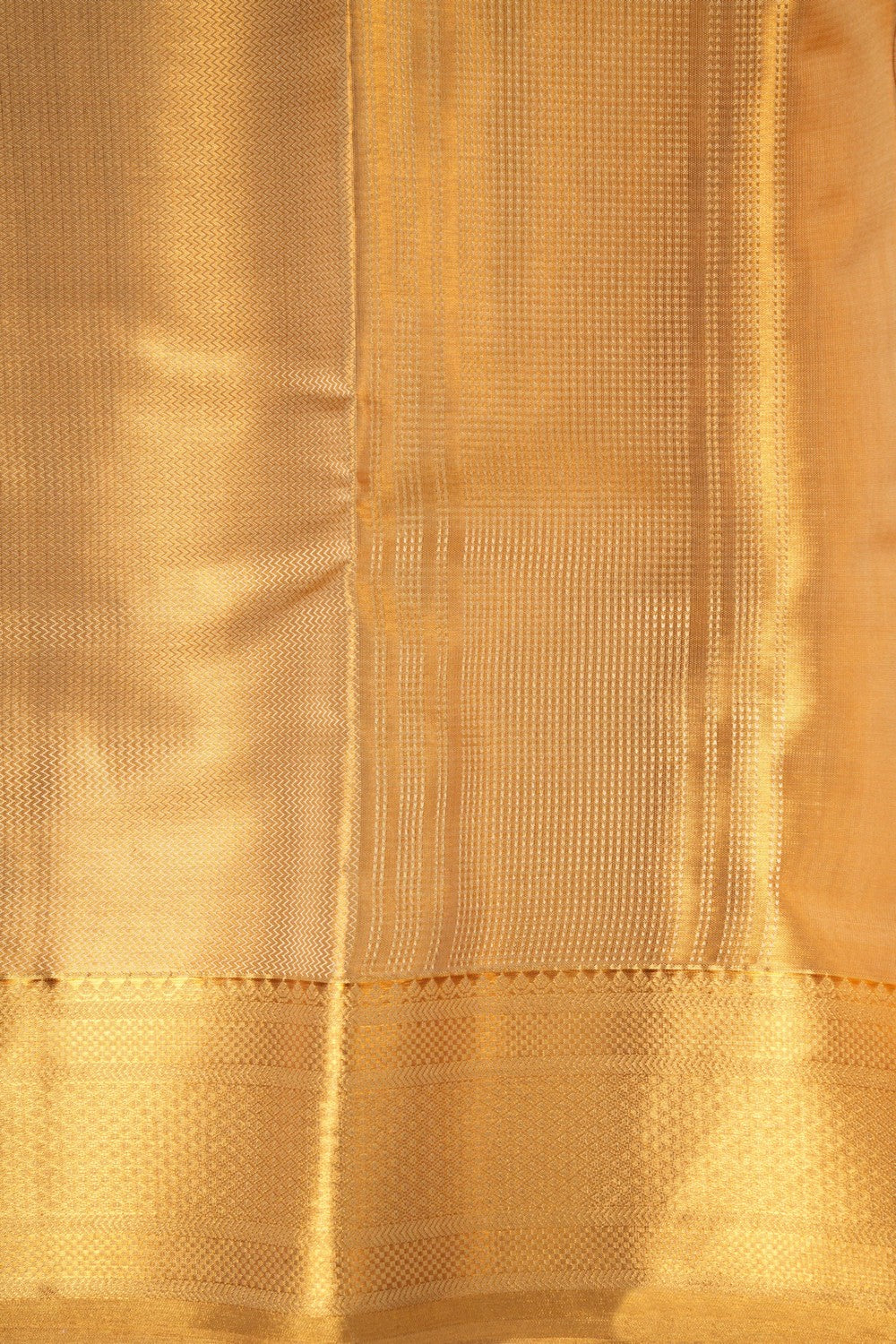 Image of Kanchi Tissue Silk Gold Dhoti With Kanduva (8 X 4)