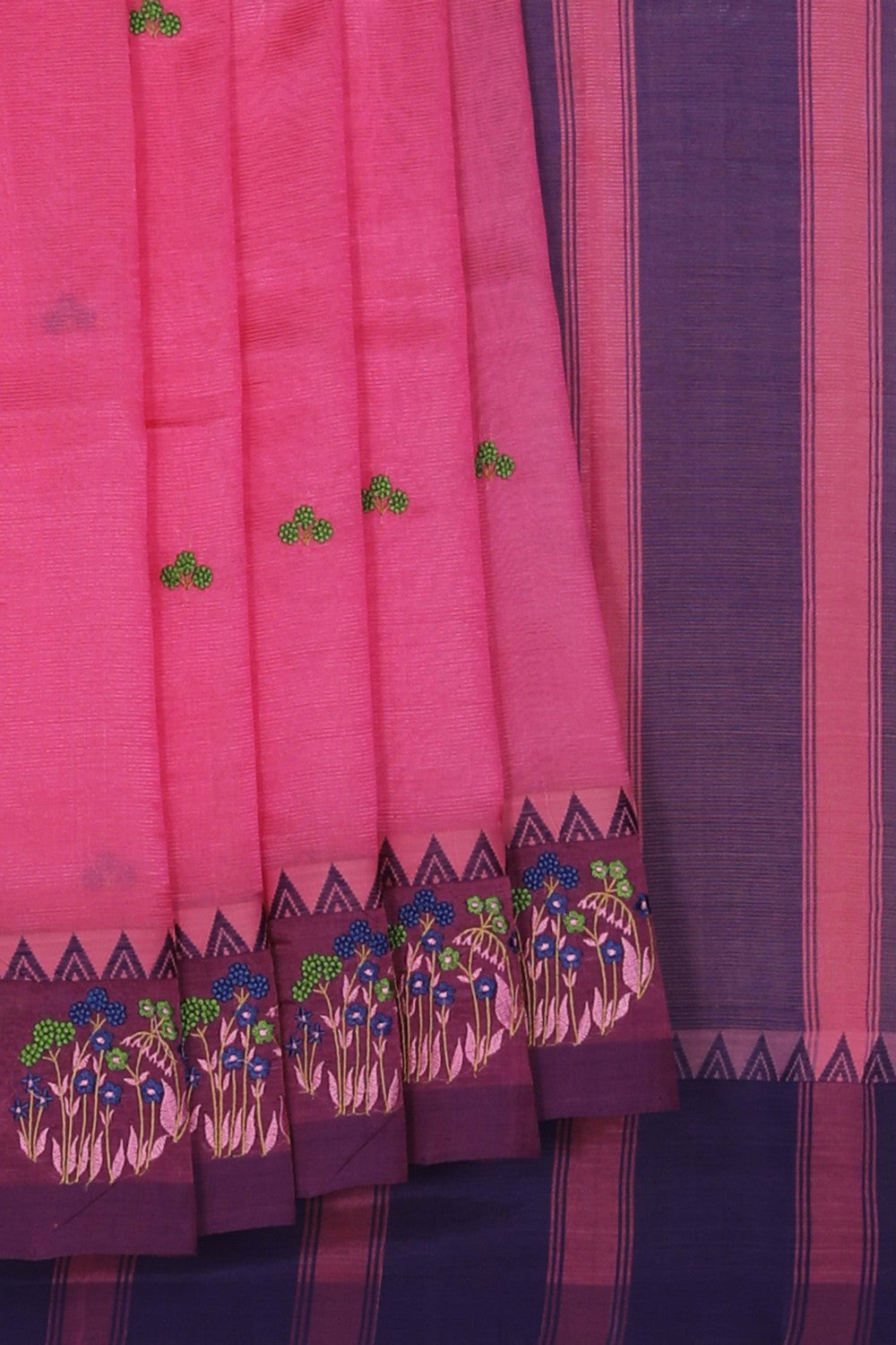 Image of Mangalgiri Silk Embroidery Saree