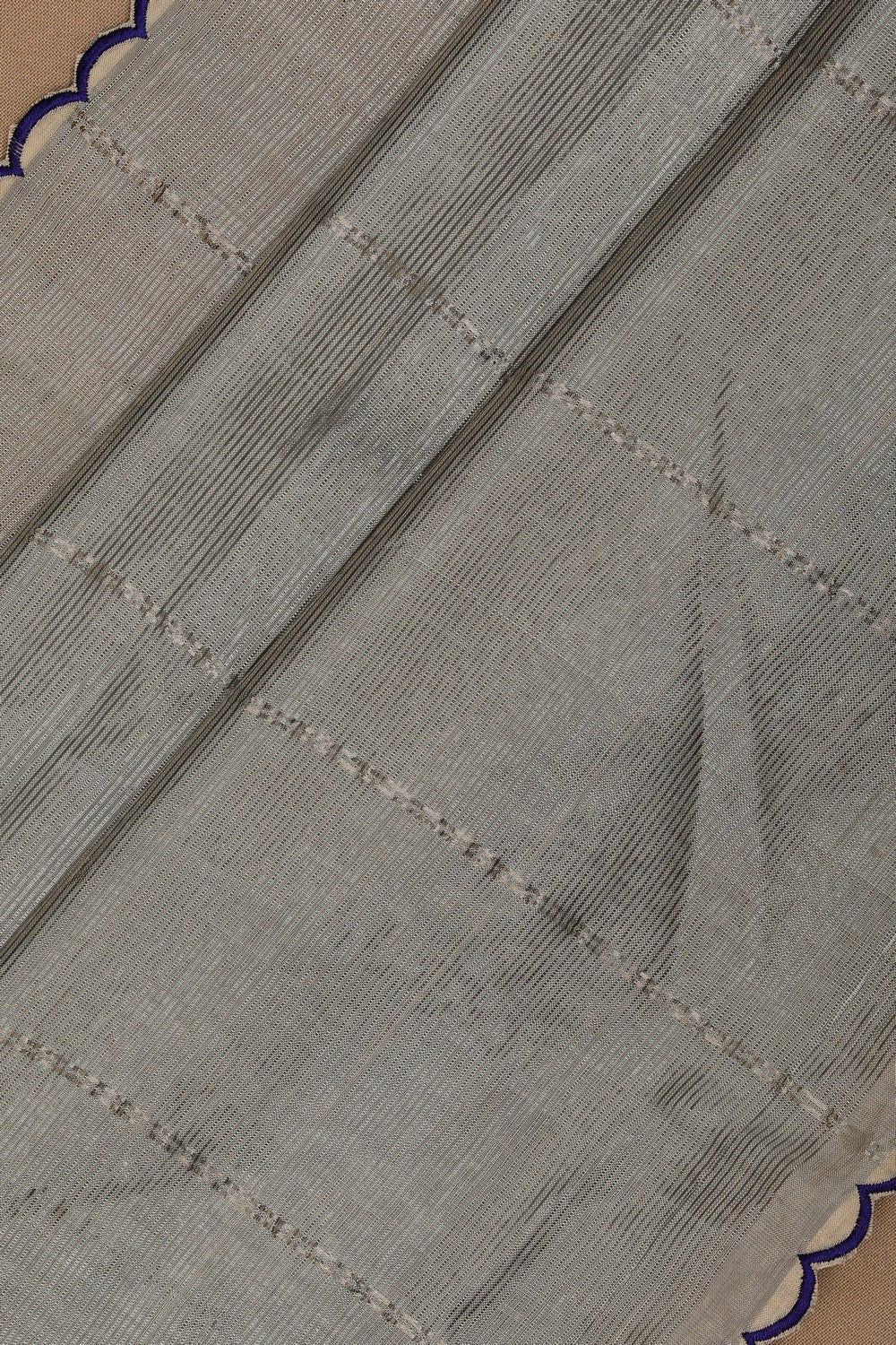 Image of Mangalgiri Silk Grey Saree