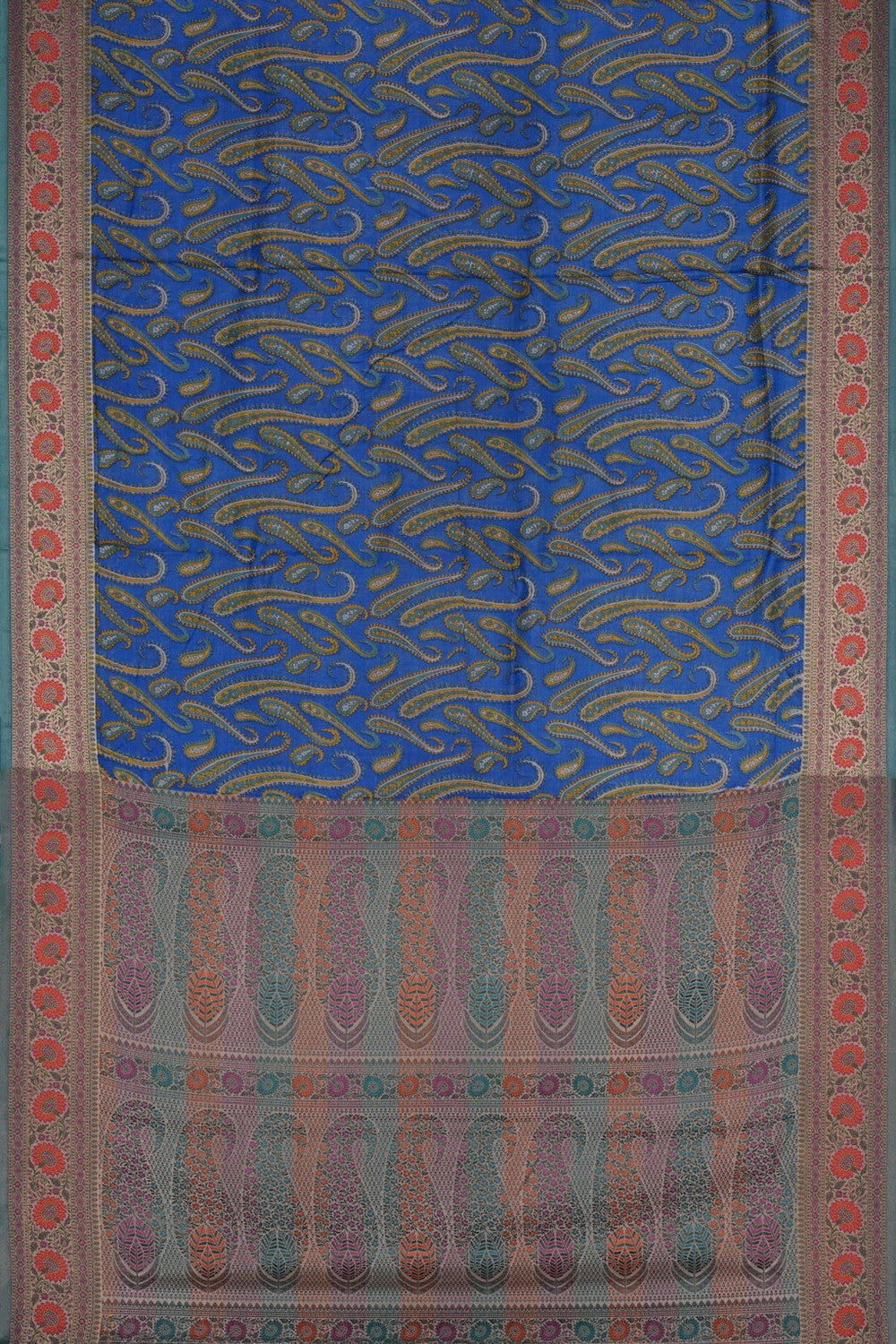 Image of A Meenakari floral border is stunning and elegant