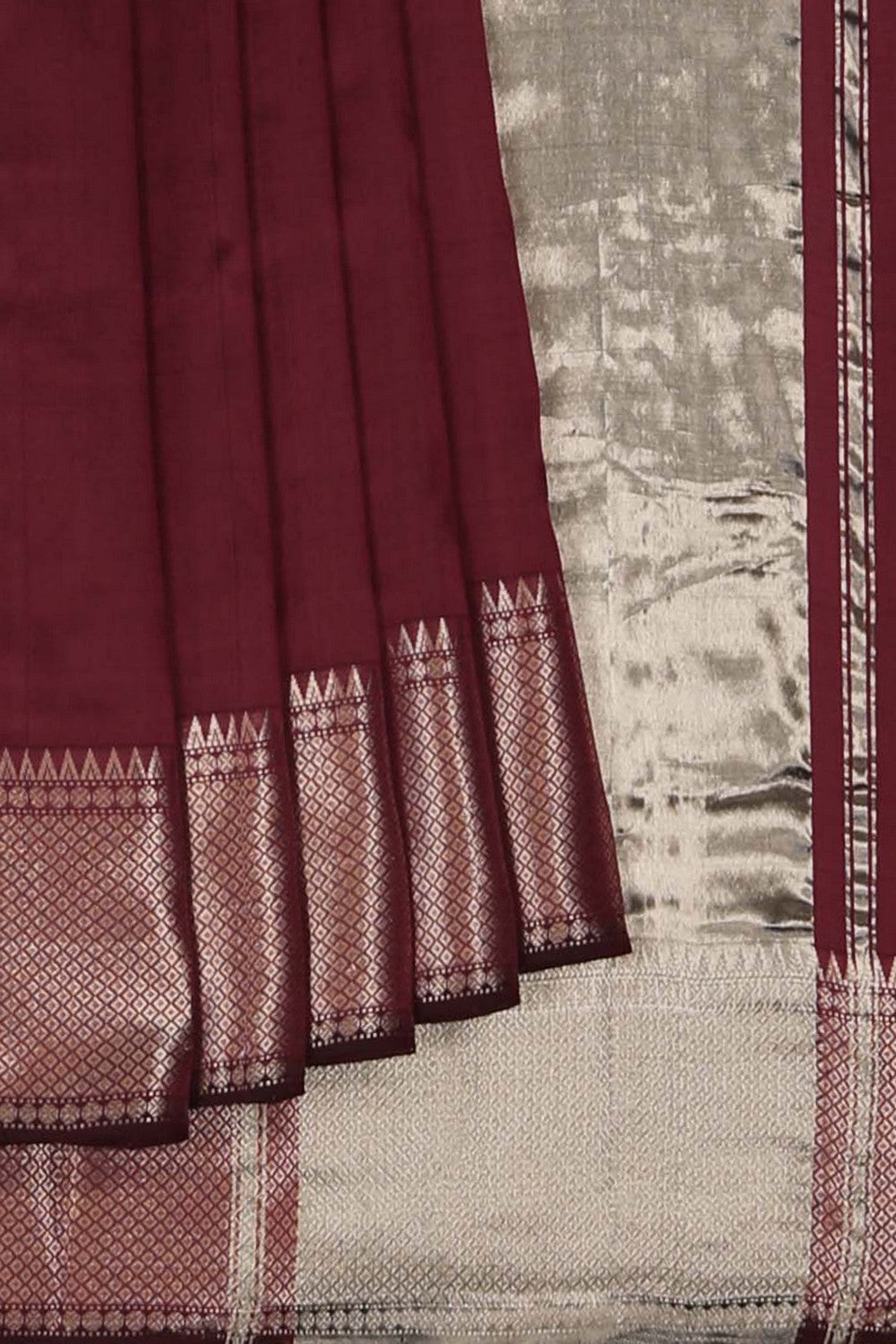 Mangalgiri Silk Maroon Saree