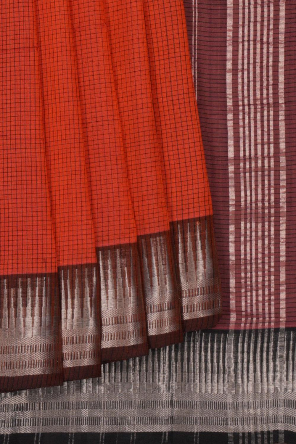 Mangalgiri Silk Check Pattern Saree