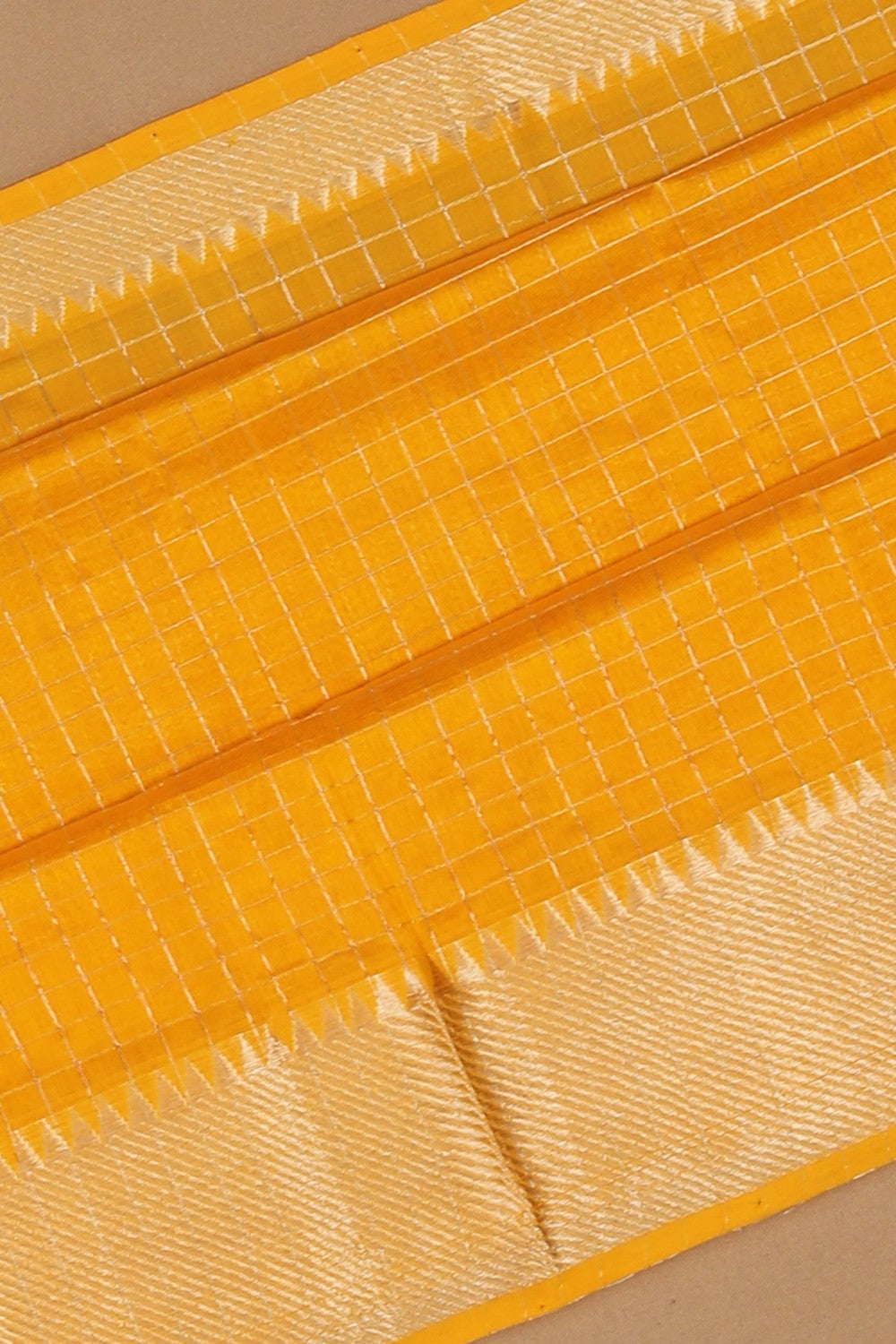 Mangalgiri Silk Check Pattern Saree