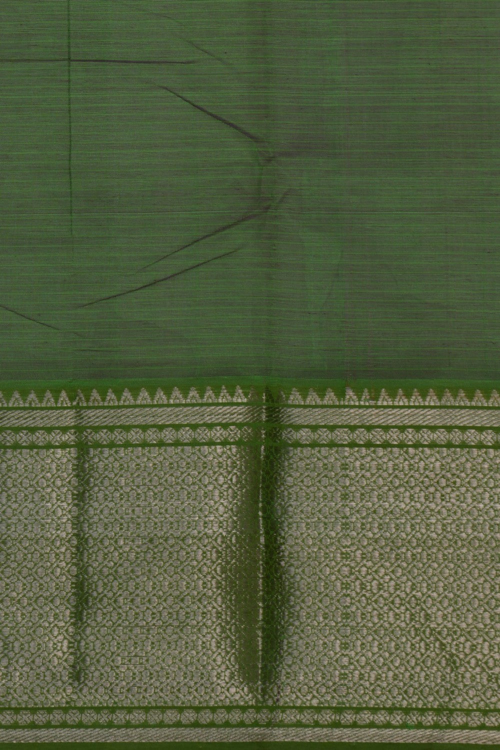 Mangalgiri Silk Check Pattern Saree