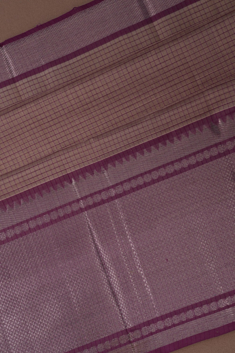 Mangalgiri Silk Check Pattern Saree