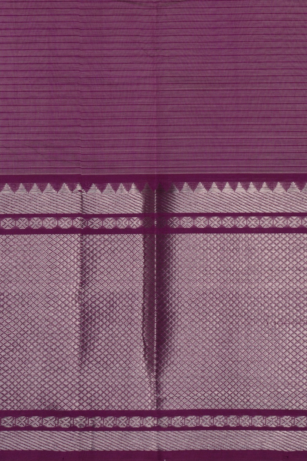 Mangalgiri Silk Check Pattern Saree