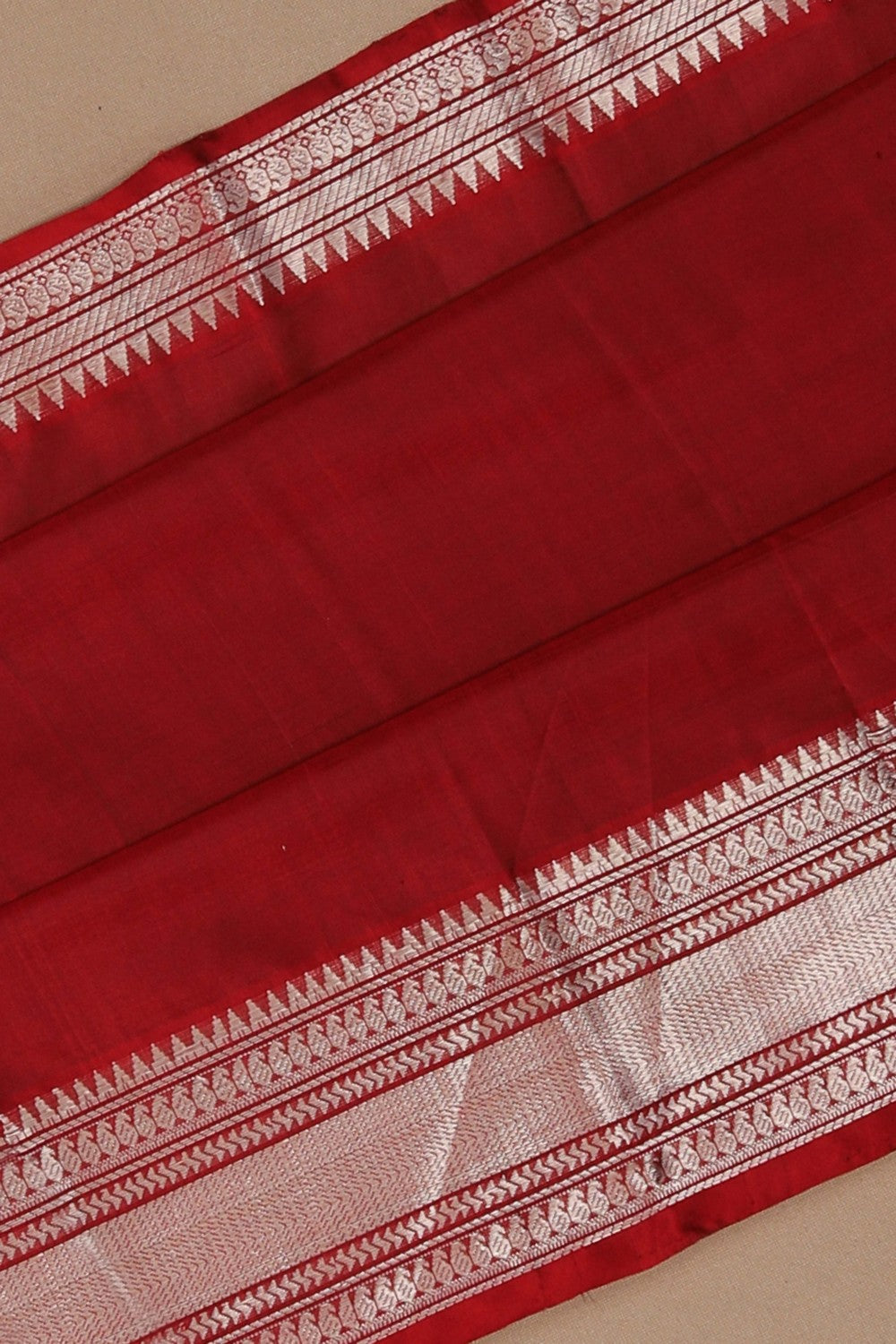 Mangalgiri Silk Maroon Saree