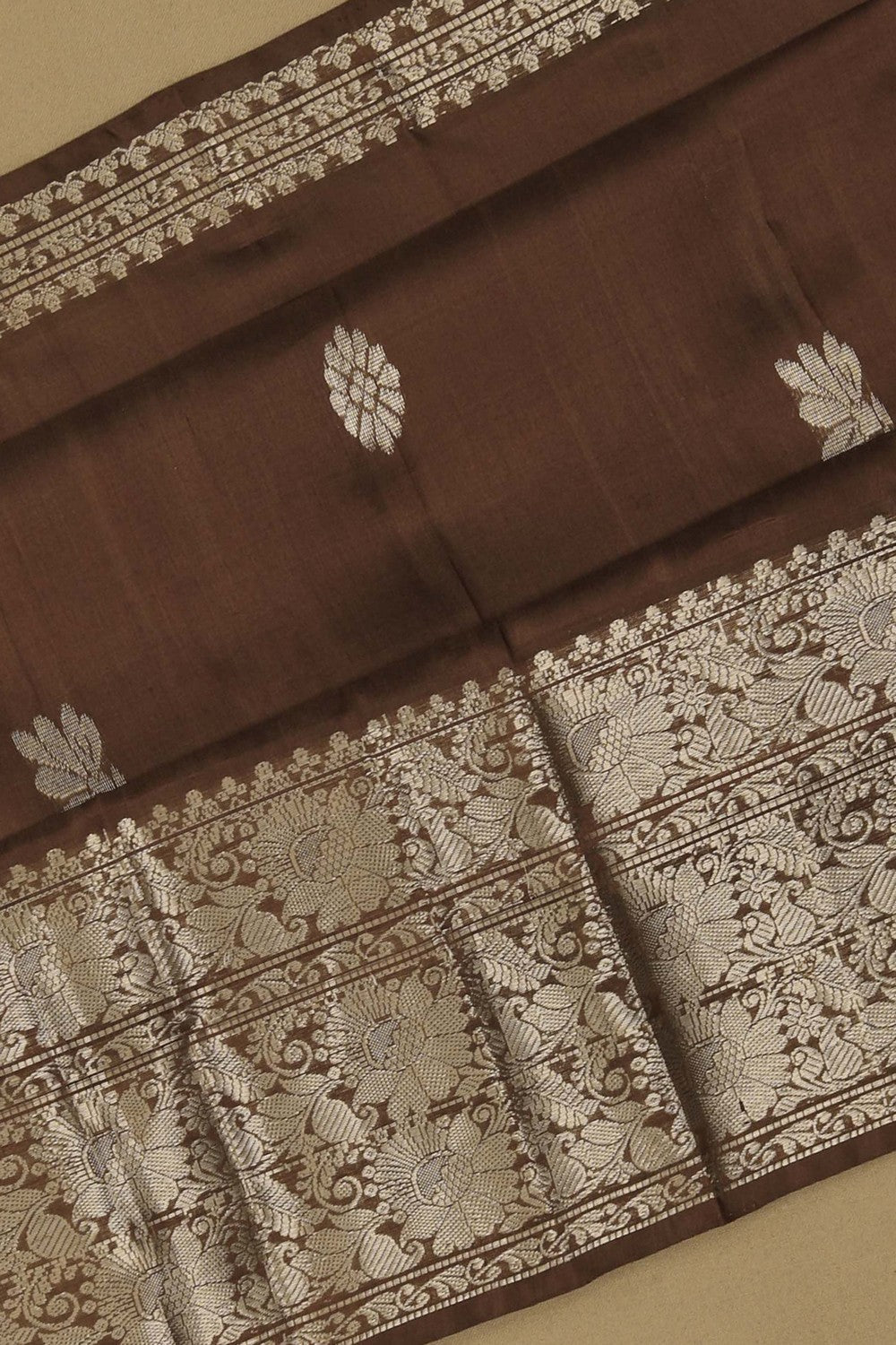 Mangalgiri Silk Brown Saree