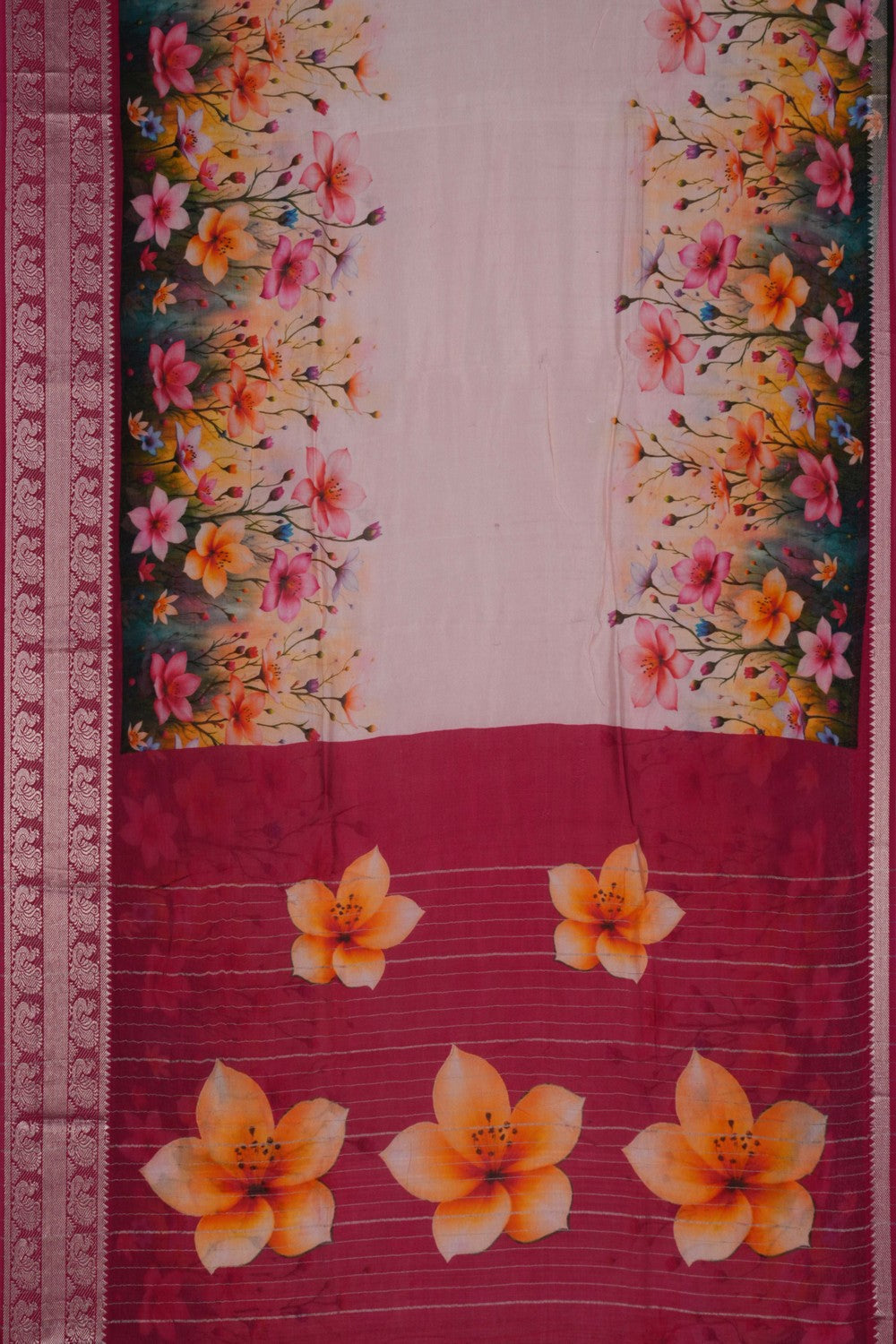 A floral printed Mangalgiri silk saree